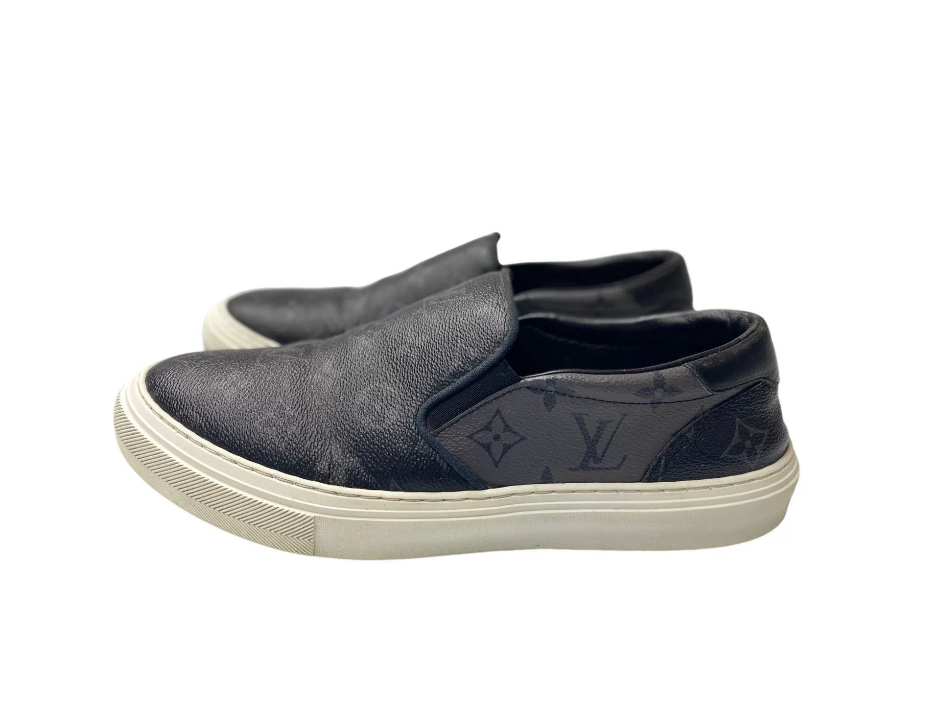 Louis Vuitton Louis Vuitton Black Silver Monogram Slip-ons Size US 9 / EU 42 - 4 Thumbnail