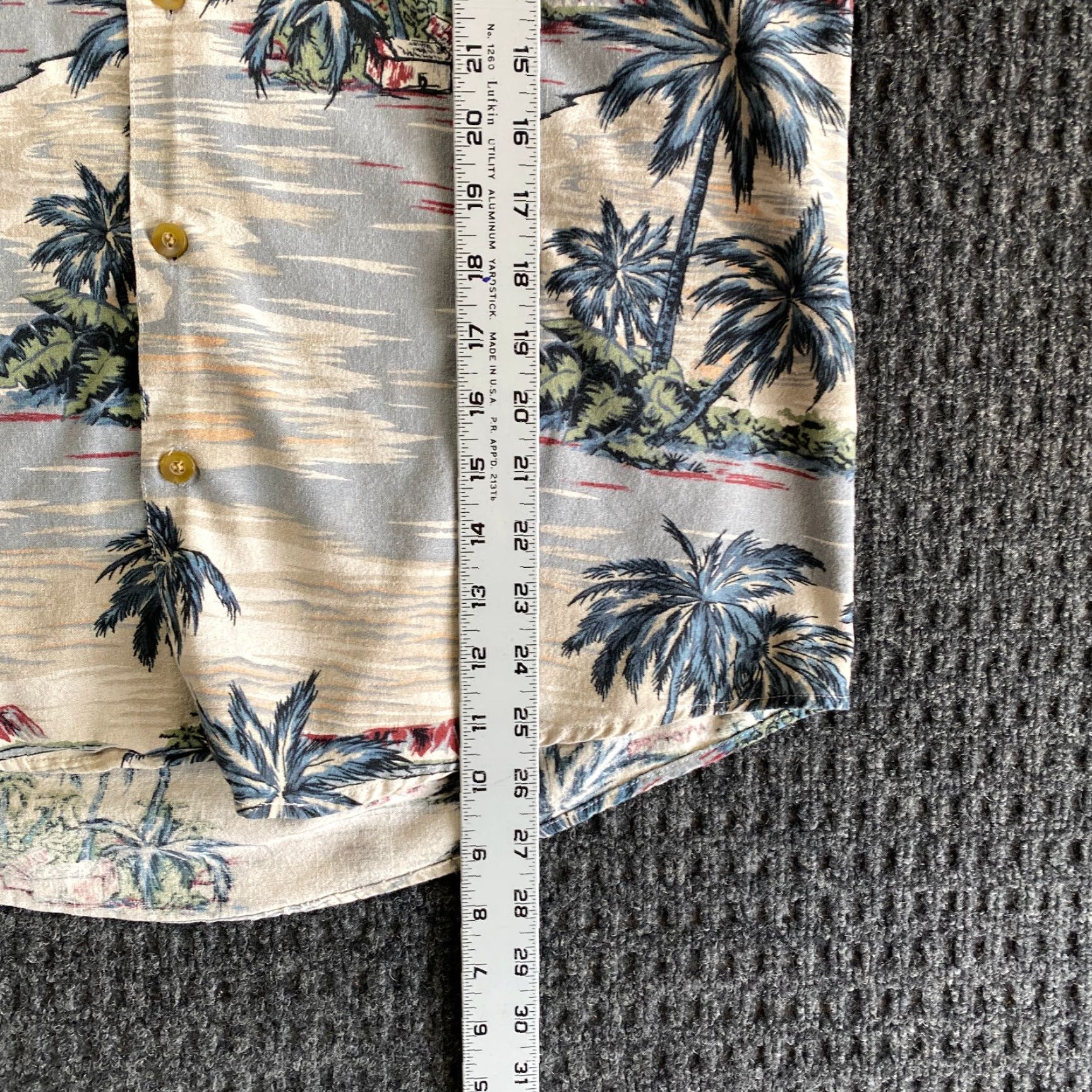 Vintage VINTAGE Summa Hawaiian Shirt Button Up L Silk Beige Palm Island Ocean Water Shirt Casual Mens 90s Hawaiian Size US L / EU 52-54 / 3 - 5 Thumbnail