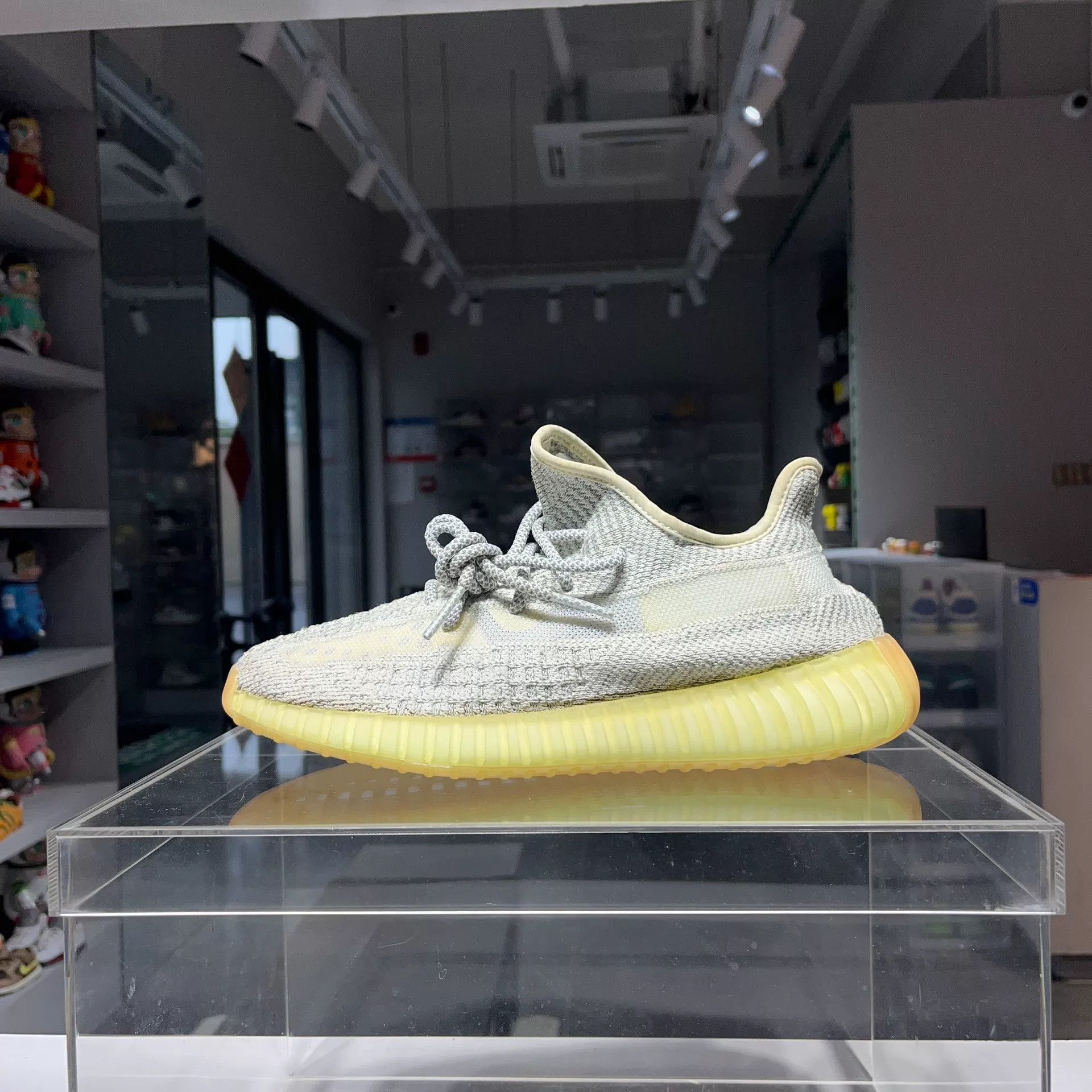 Adidas Adidas YEEZY Gray Lowtop Sneakers 9.5 Men Size US 9.5 / EU 42-43 - 1 Thumbnail