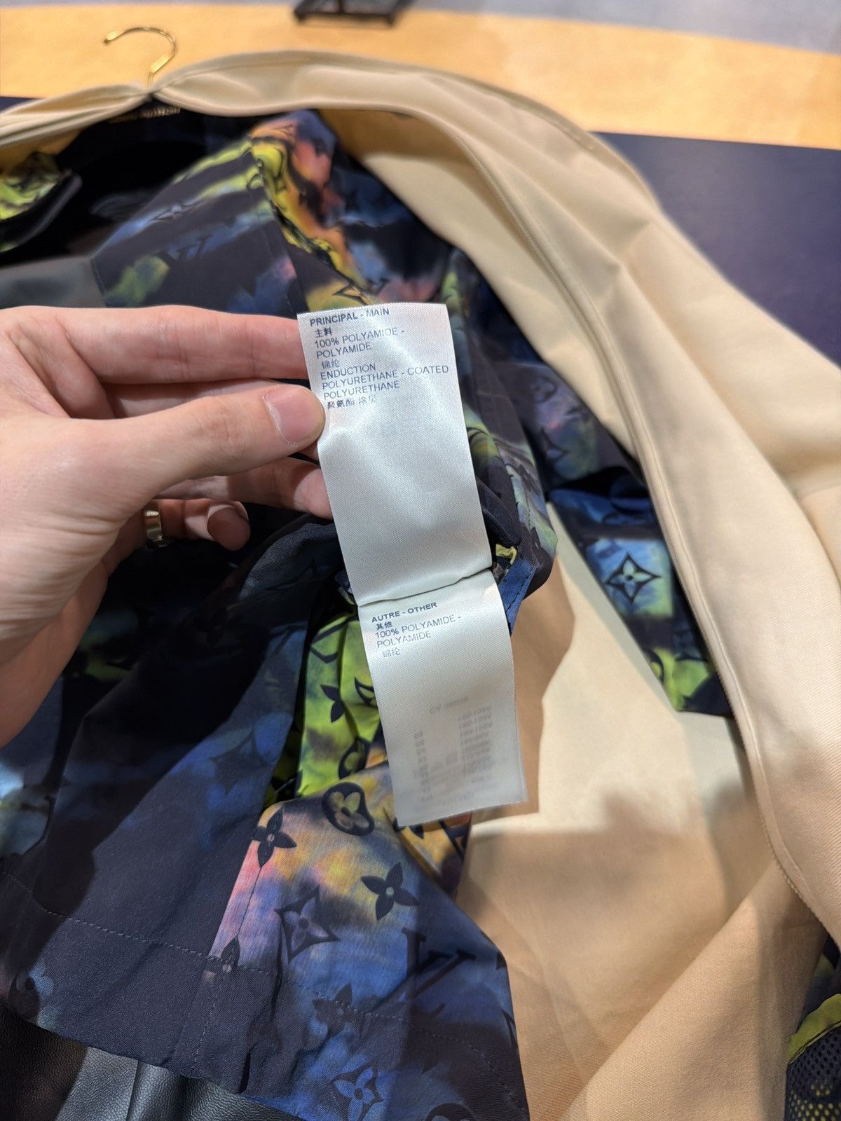 Louis Vuitton Louis Vuitton Monogram Reversible Windbreaker $3300 (48) Size US L / EU 52-54 / 3 - 16 Thumbnail