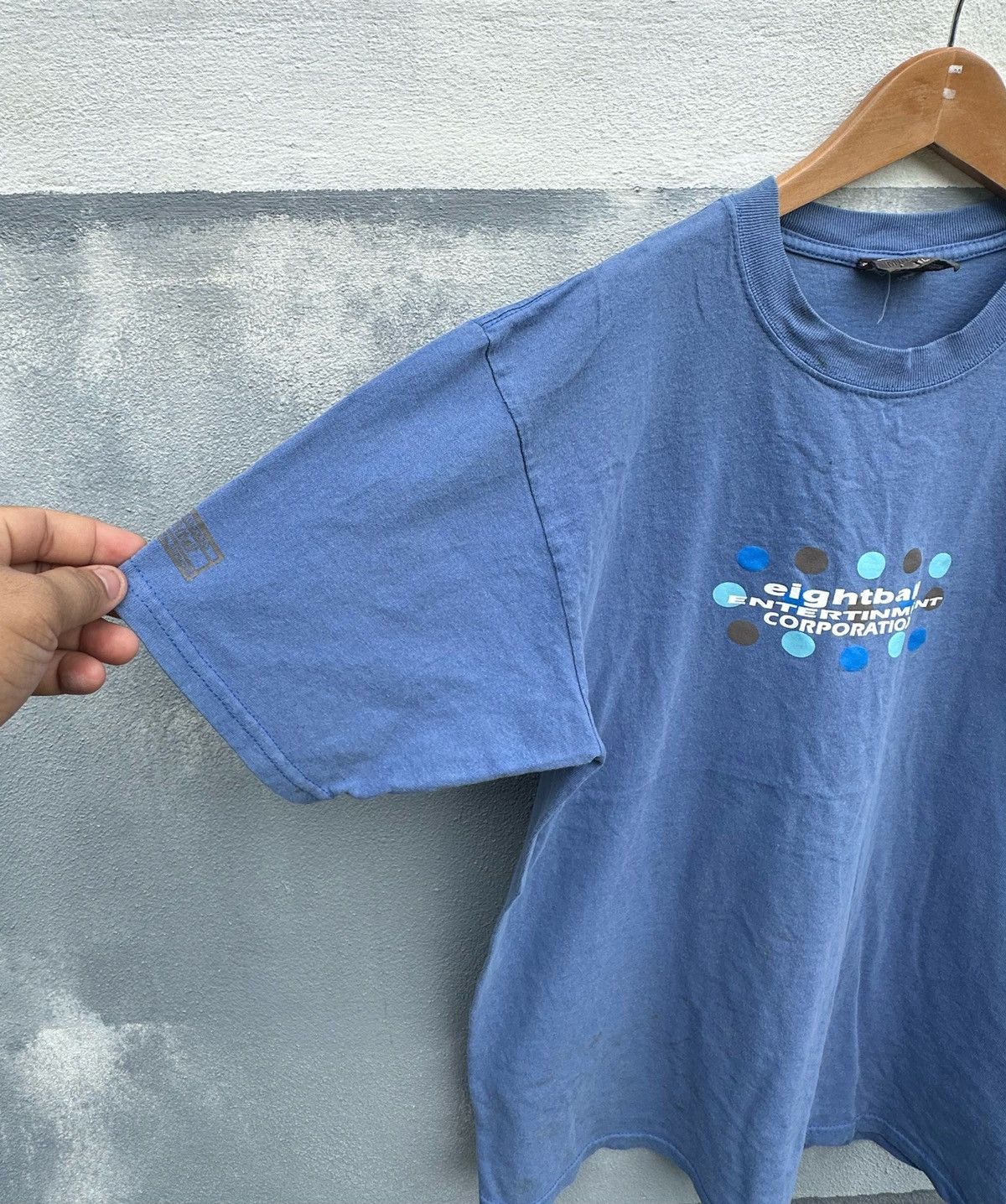Vintage Vintage 90s Eightball entertinment corporation blue tee L Size US L / EU 52-54 / 3 - 4 Thumbnail