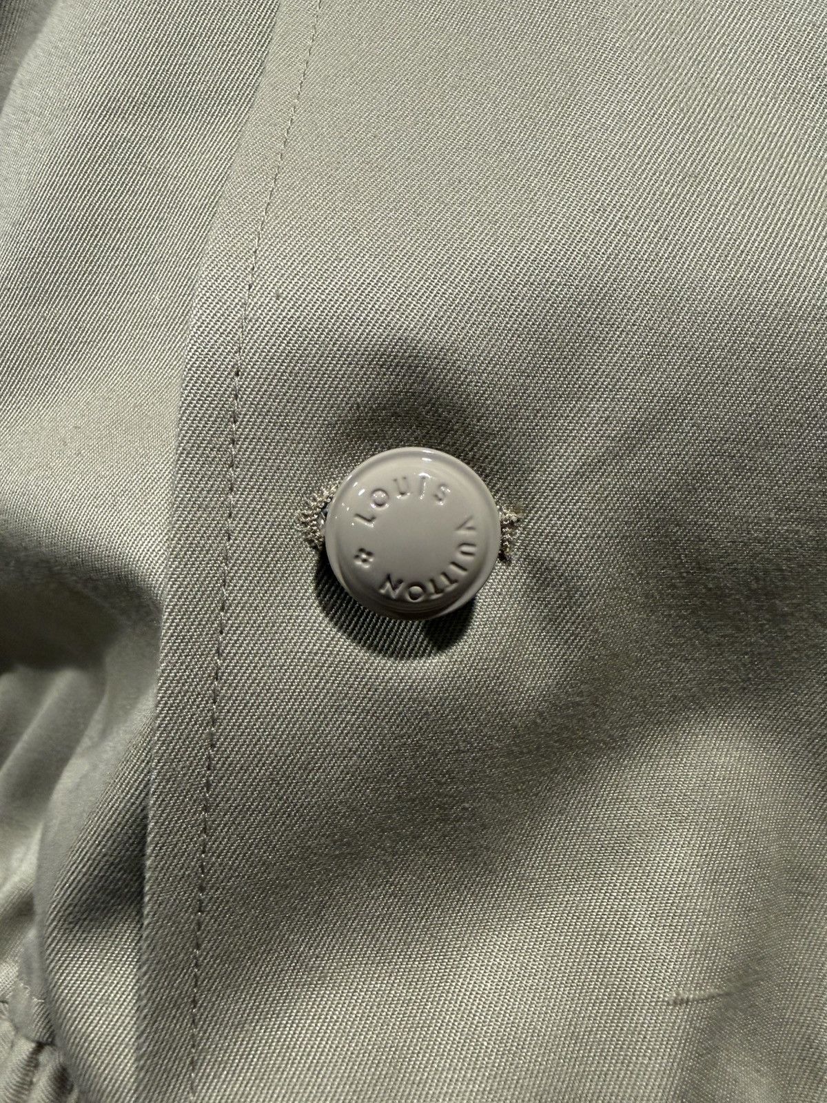 Louis Vuitton Louis Vuitton Beige Embroidered Logo Baseball Jacket Size US M / EU 48-50 / 2 - 6 Thumbnail