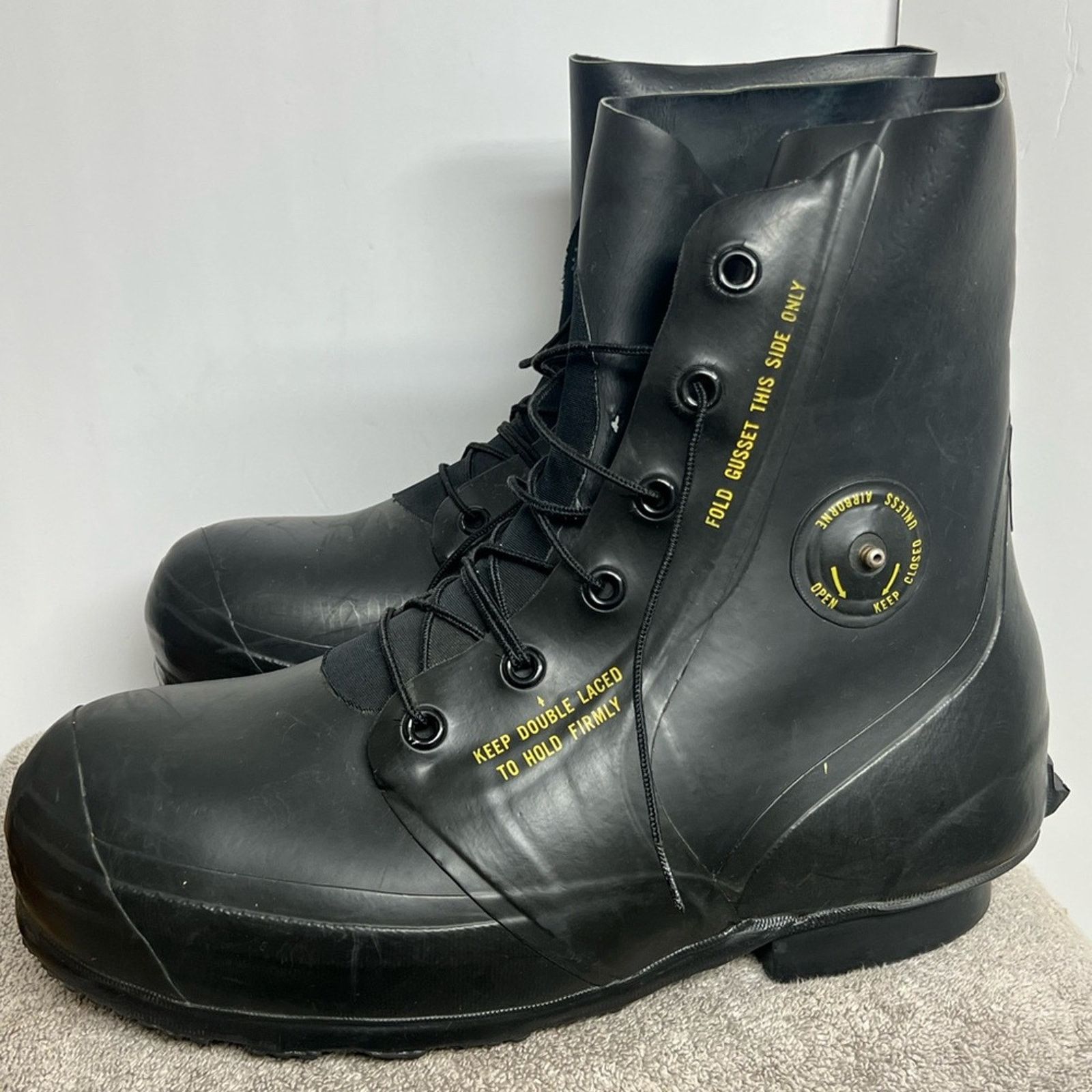 Bata Vintage 1979 Bata Boots US Military Mickey Mouse Men's 14 W Size US 14 / EU 47 - 1 Thumbnail