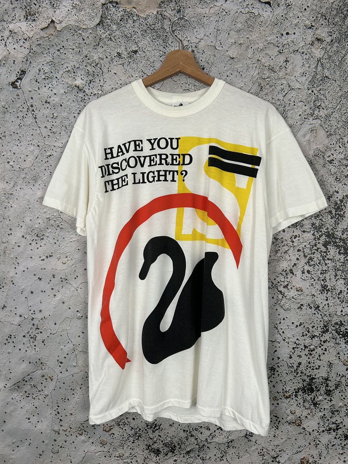 Vintage Vintage Single Stitch Graphic Tee Rare 90s Retro Size US XL / EU 56 / 4 - 1 Thumbnail