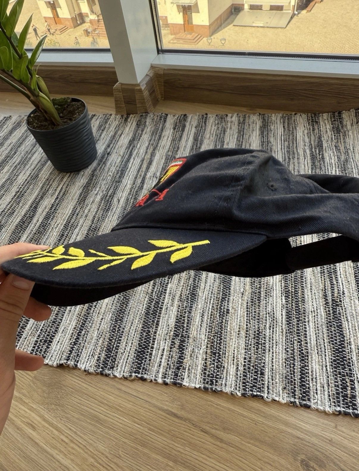 Ferrari VINTAGE 90s FERRARI RACING CAP SNAPBACK HAT BLACK RARE Size ONE SIZE - 10 Thumbnail