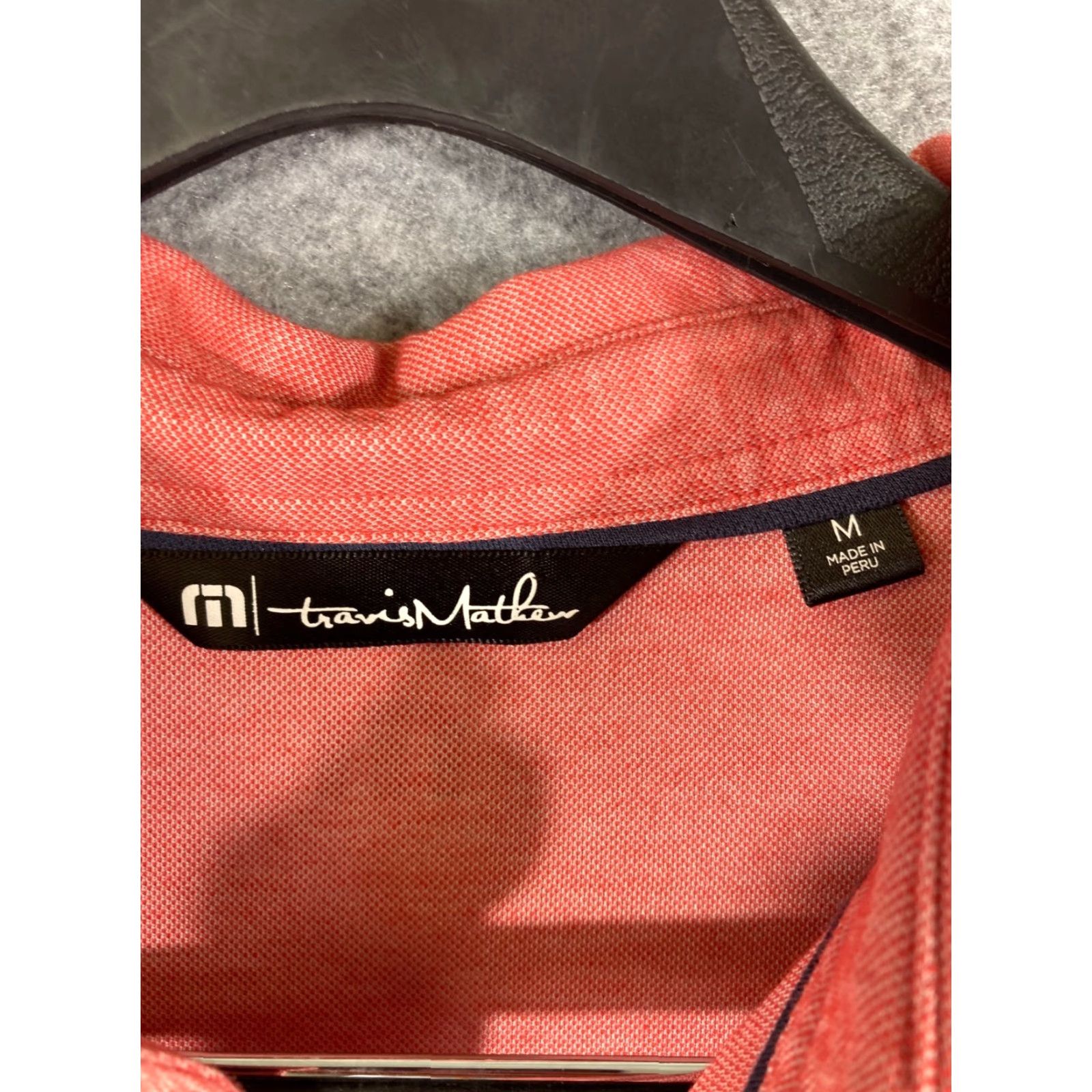 TravisMathew Travis Mathew Polo Shirt Mens M Pink Blue Short Sleeve Logo Performance Golf Outdoor Preppy Sports Shirt Mens M Size US M / EU 48-50 / 2 - 5 Thumbnail