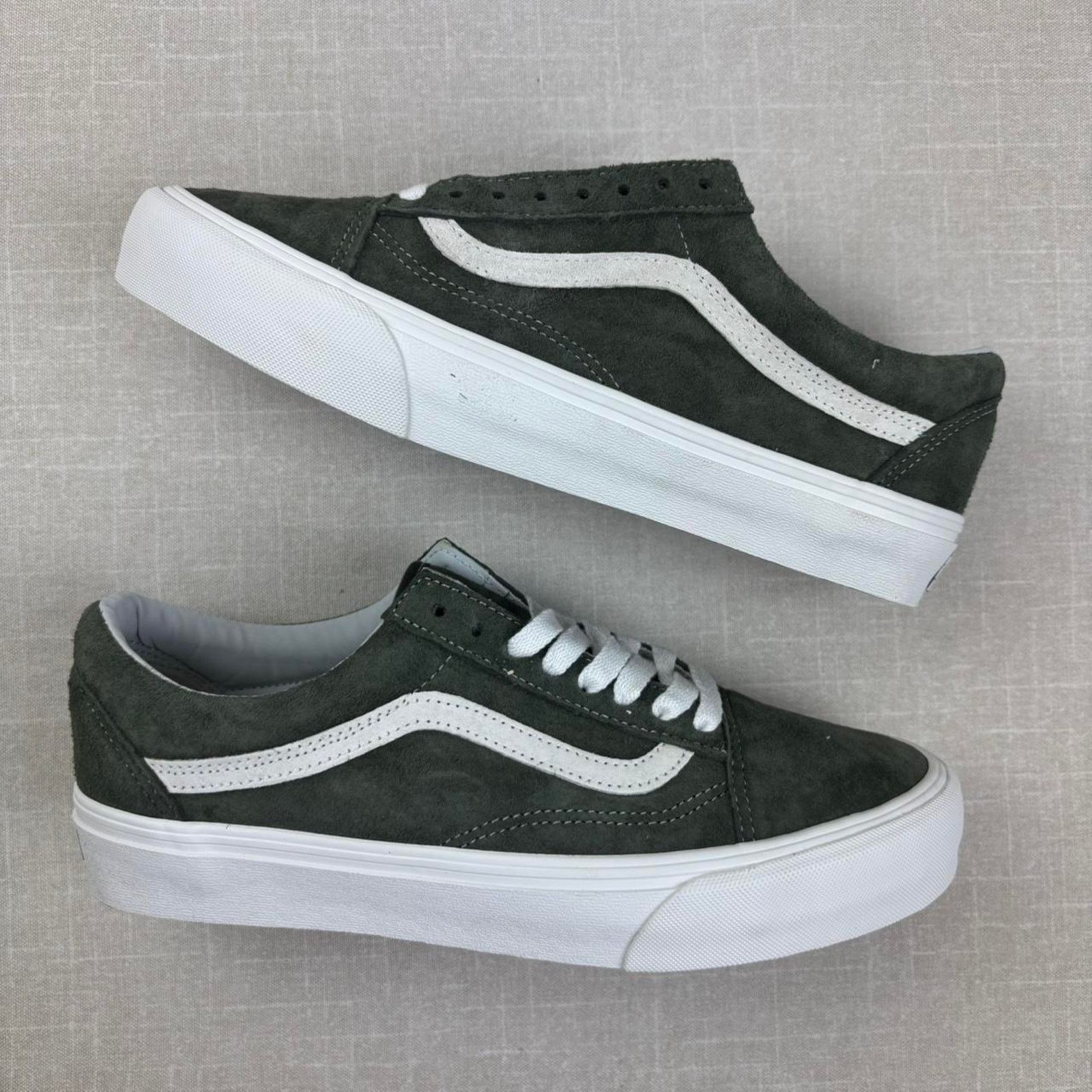Vans 🐷 Vans Vault Old Skool VR3 LX “Pig Suede Forest Night” 9M Size US 9 / EU 42 - 2 Thumbnail