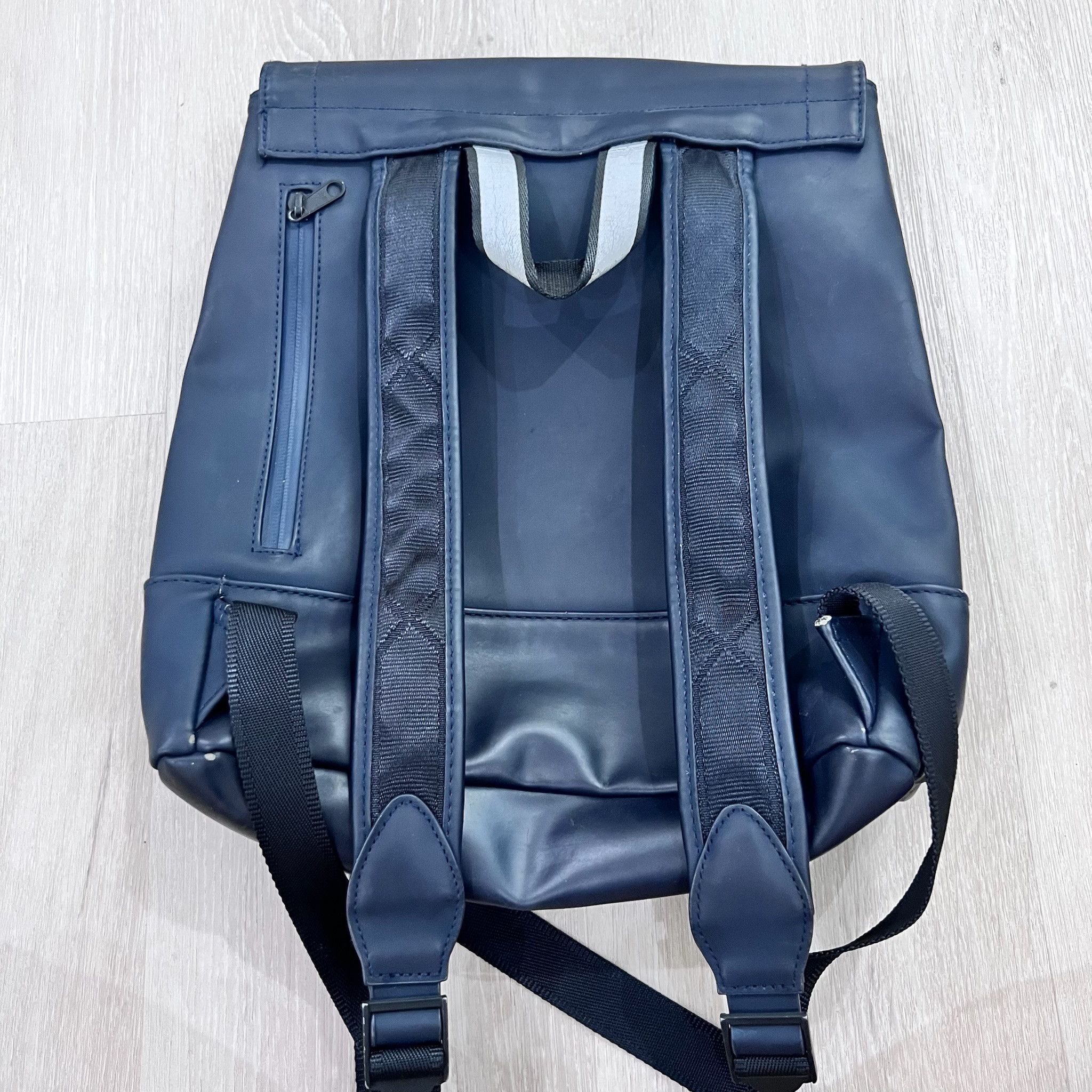 Hunter Hunter x Target Limited Edition Water Repellent Backpack Size ONE SIZE - 3 Thumbnail
