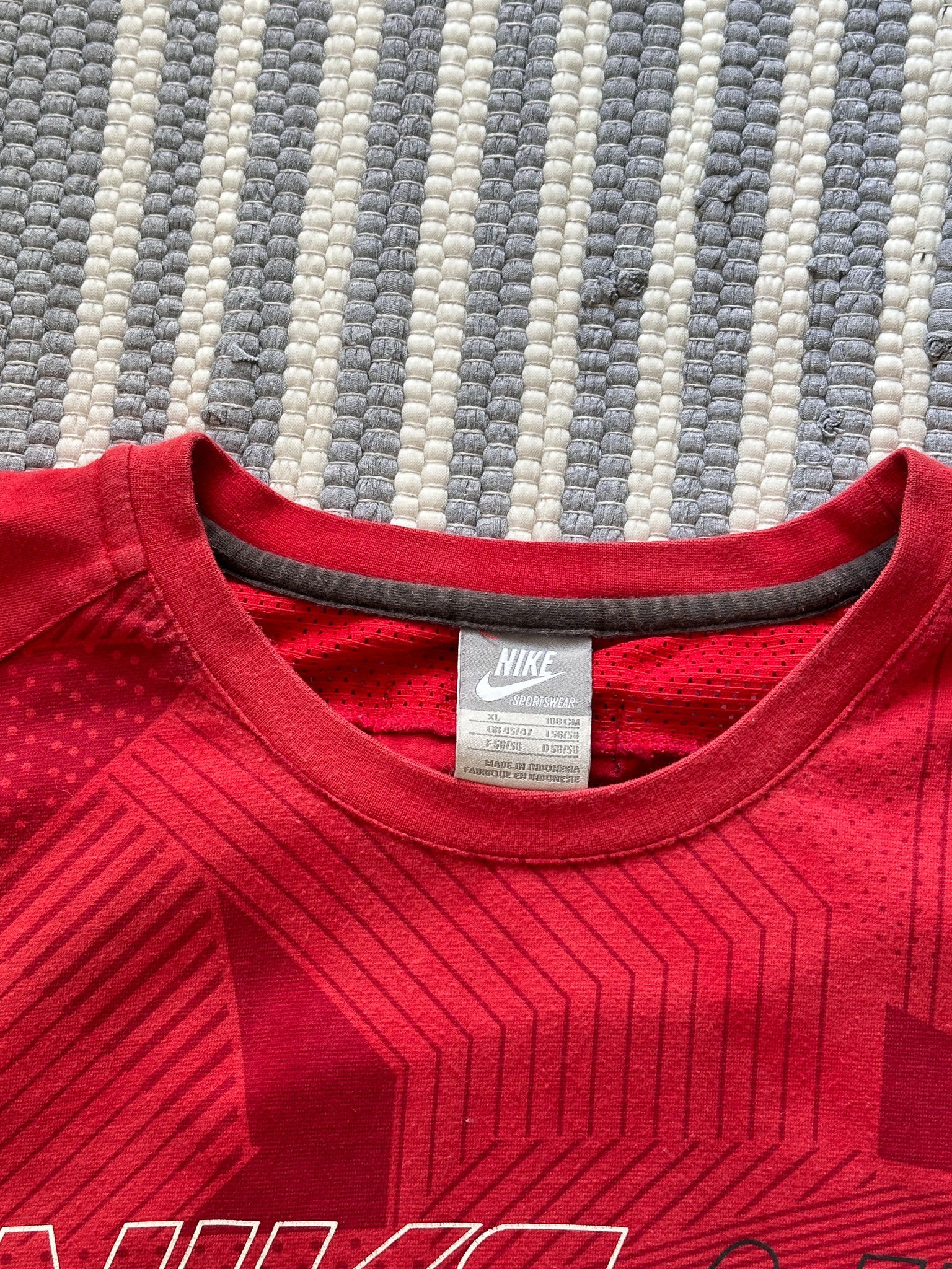 Nike Vintage Y2K Nike Longsleeve Tee Shirt Size US XL / EU 56 / 4 - 6 Thumbnail