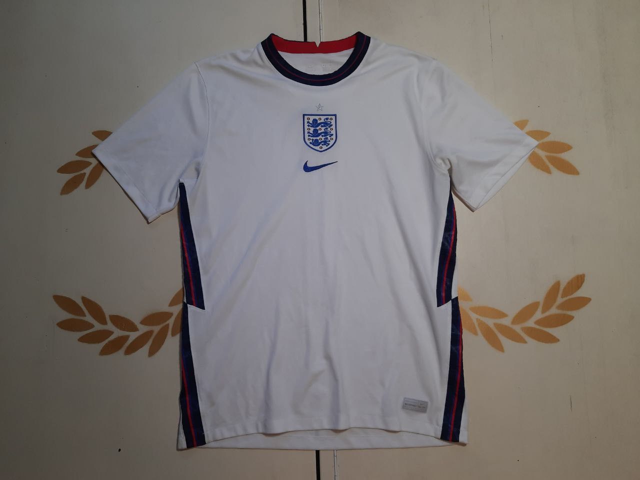 Nike Nike England Jersey 2020-2022 Size US M / EU 48-50 / 2 - 1 Thumbnail