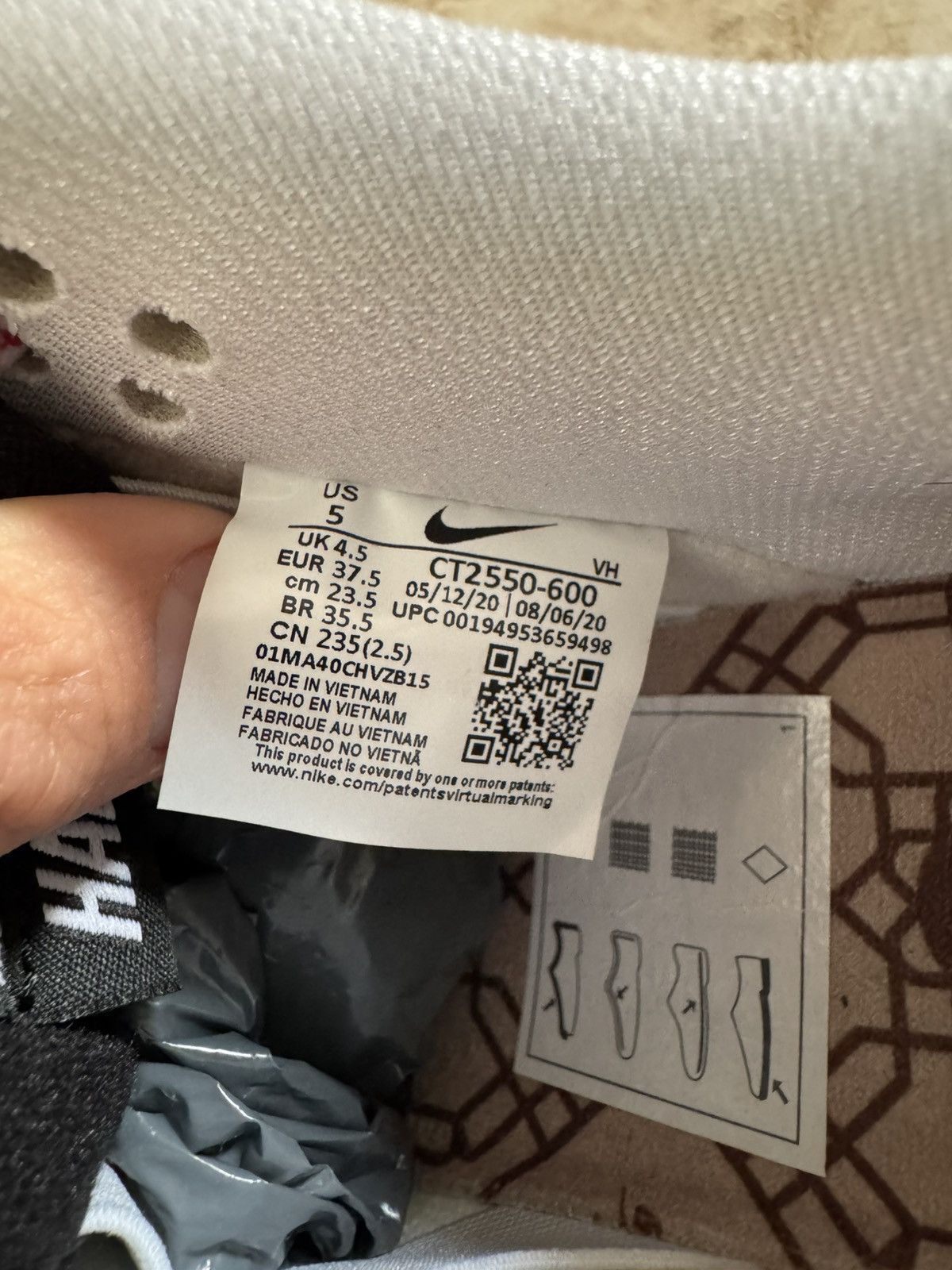 Nike SB NIKE CT2550-600 HABIBI SZ US 5.5 SEE ALL PHOTOS & DESCRIPTI Size US 5.5 / IT 35.5 - 10 Thumbnail