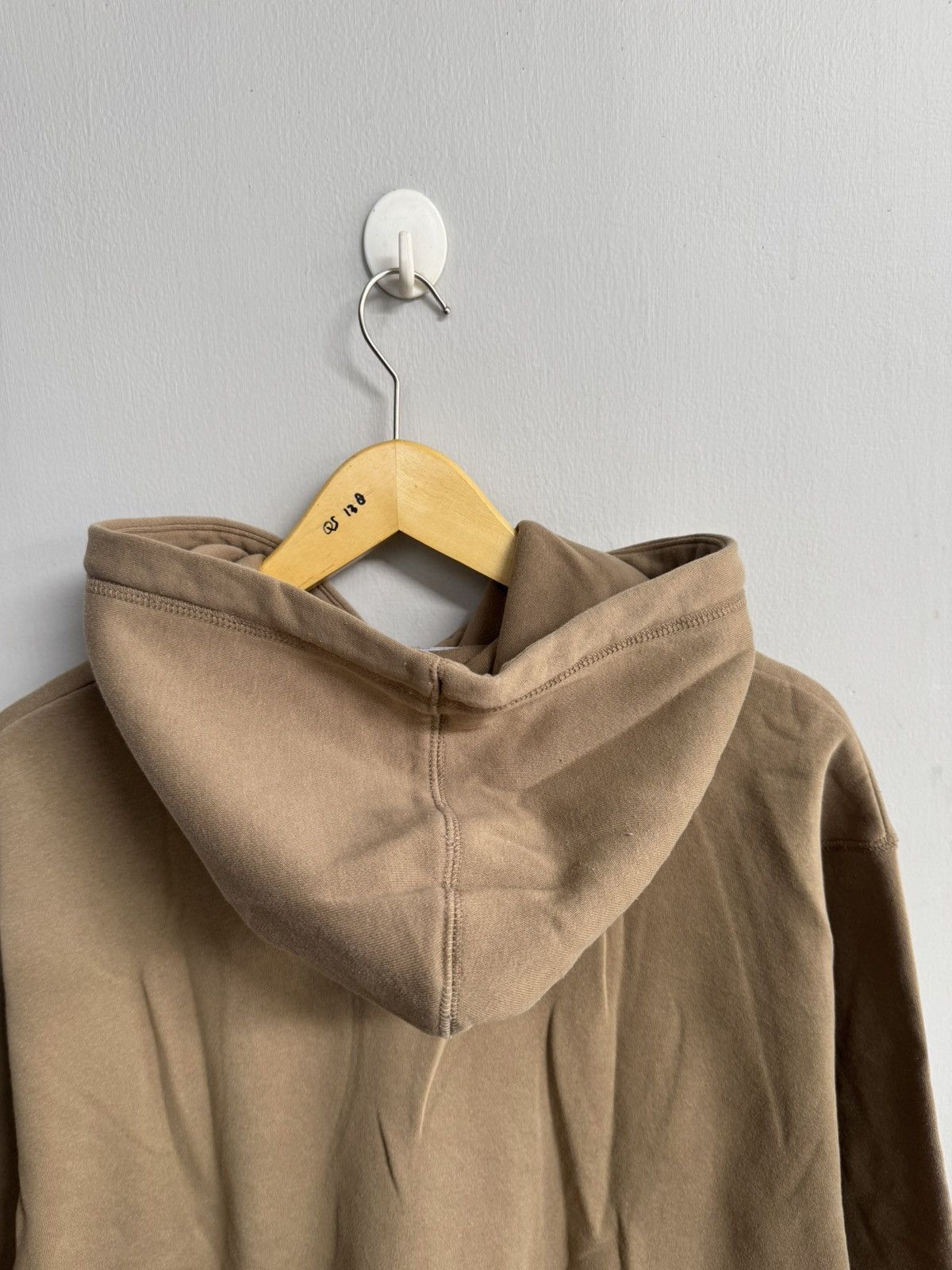 GU × Undercover GU X UNDERCOVER GRAPHIC HOODIE IN BROWN Size US M / EU 48-50 / 2 - 8 Thumbnail