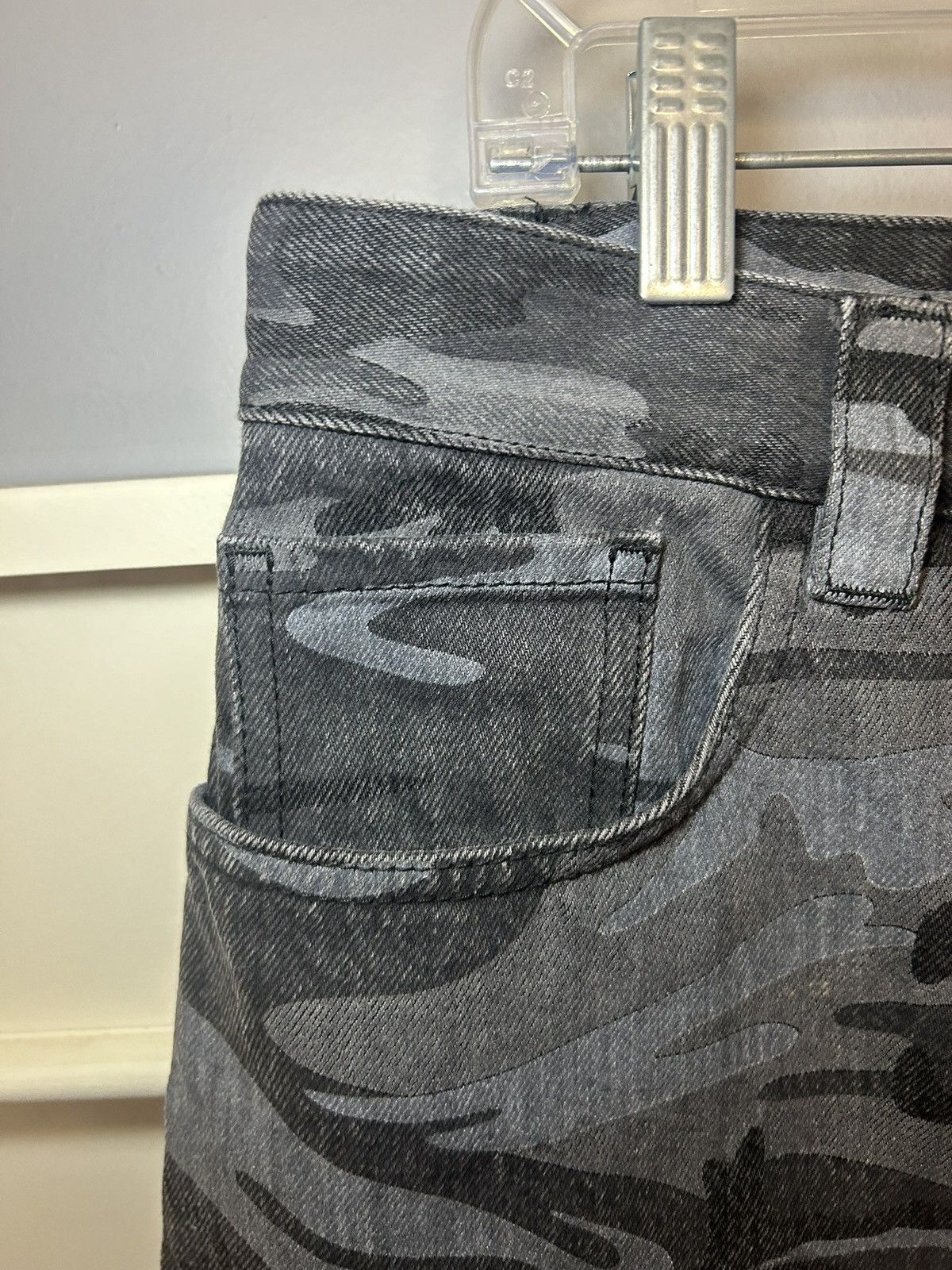 Balenciaga Balenciaga Japan Exclusive Russian Police’ Camo Denim Shorts Size US 33 - 5 Thumbnail