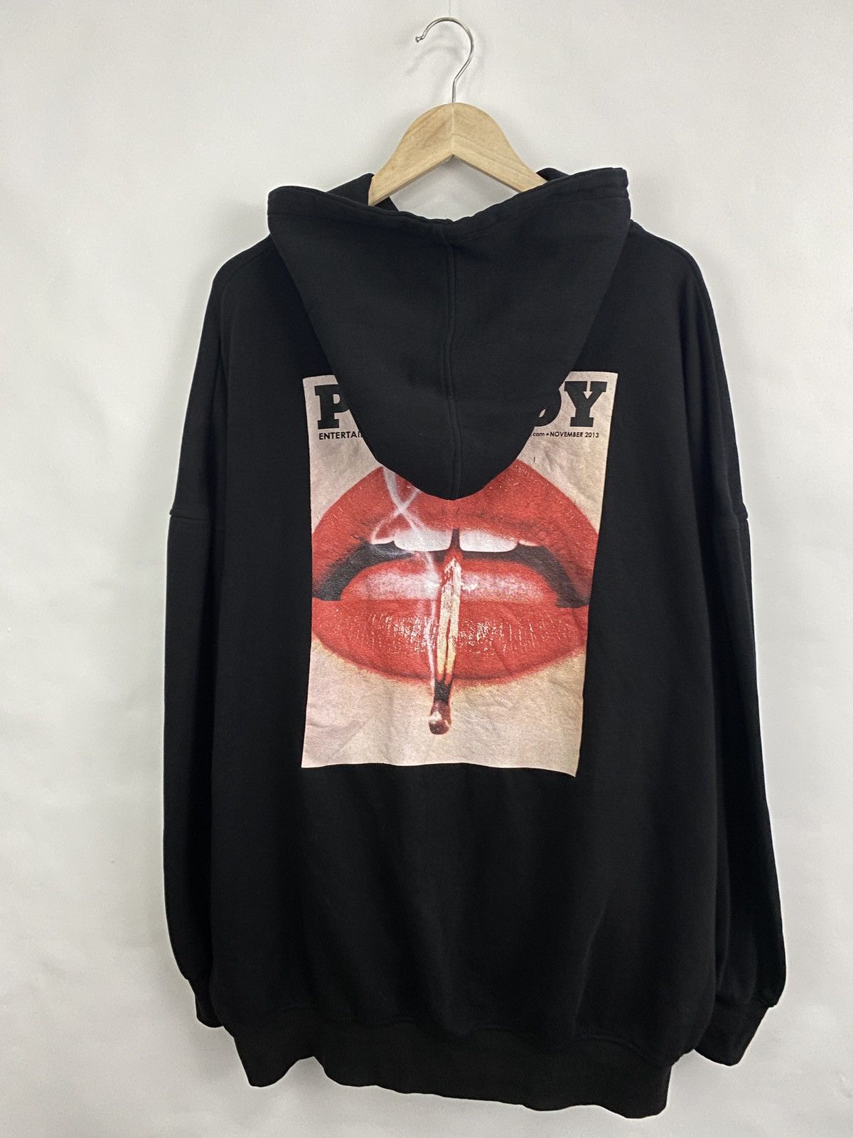Playboy Y2K PLAYBOY Sexy Girl November 2013 Hoodie Rare Retro Hype Size US XXL / EU 58 / 5 - 3 Thumbnail