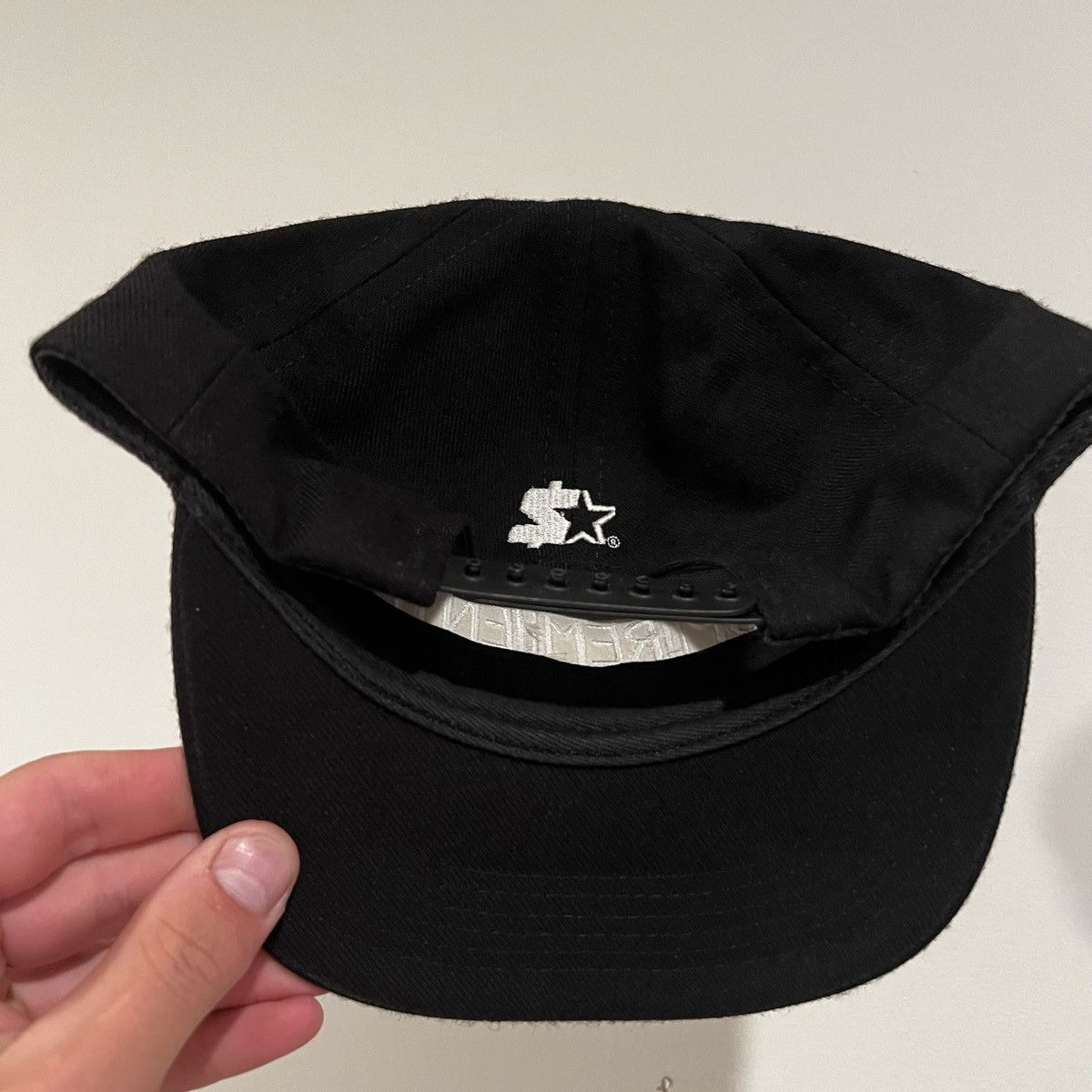 Supreme Supreme subhumans snapback logo hat Size ONE SIZE - 21 Thumbnail