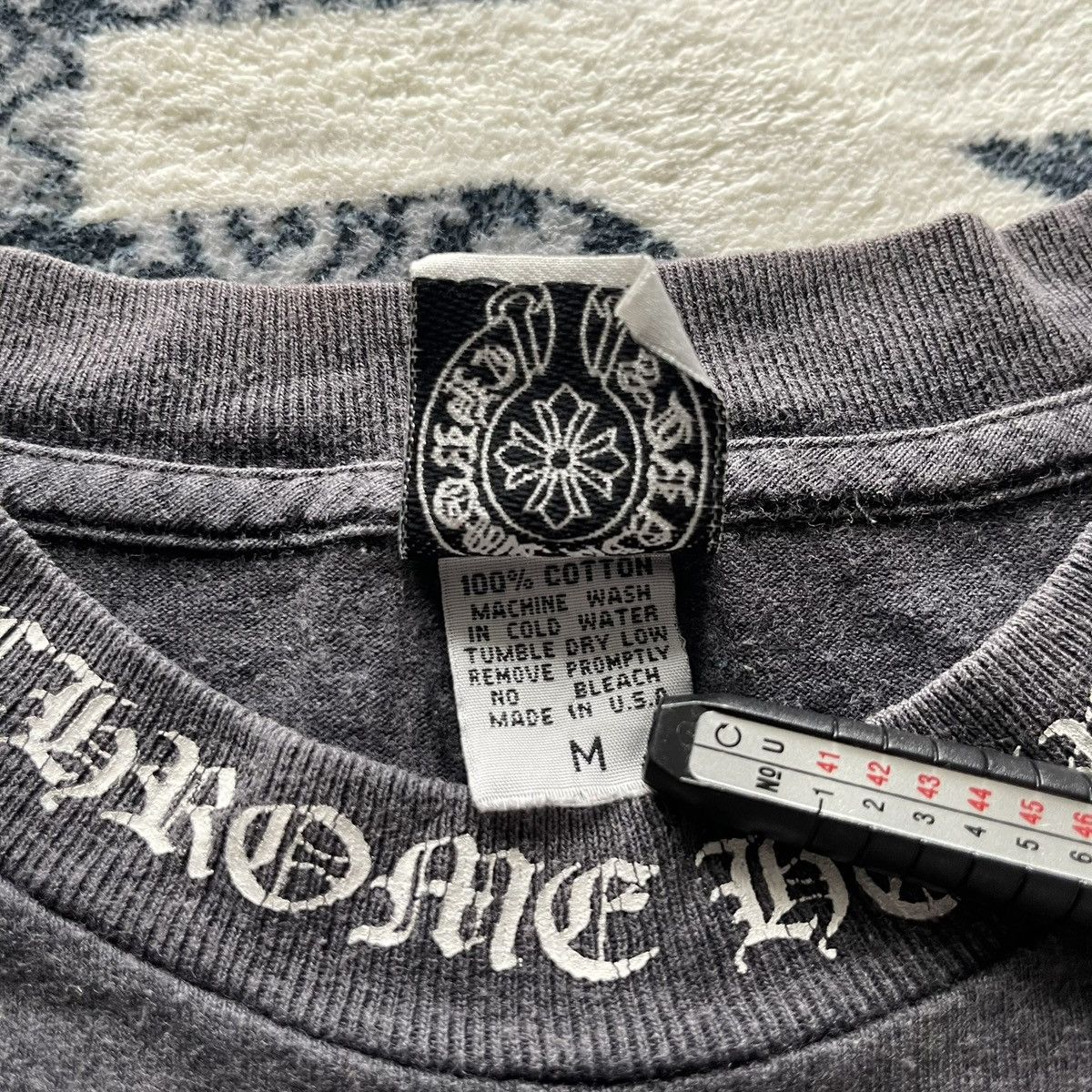 Chrome Hearts Chrome Hearts Vintage Neck Logo Dagger Pocket T-Shirt Size US M / EU 48-50 / 2 - 4 Thumbnail