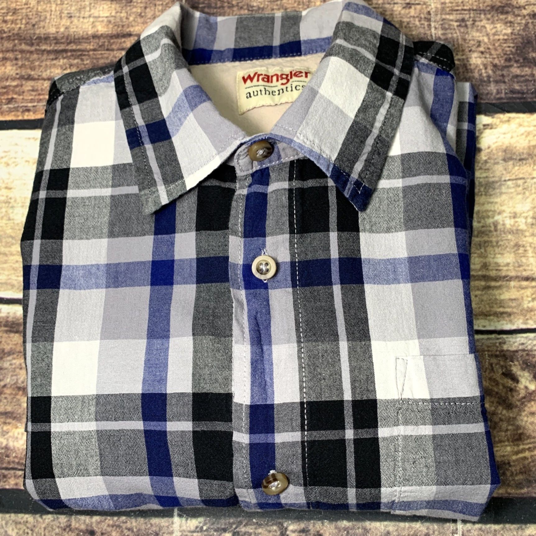 Wrangler Wrangler Short Sleeve Shirt Mens Large Blue Back White Plaid Button Up Western Size US L / EU 52-54 / 3 - 8 Thumbnail