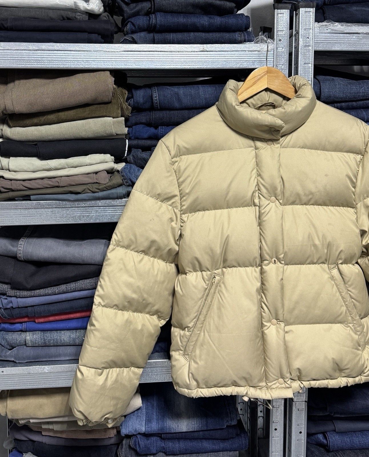 Moncler Vintage MONCLER Down Puffer Womens Bomber Jacket Size 1 Size S / US 4 / IT 40 - 2 Thumbnail