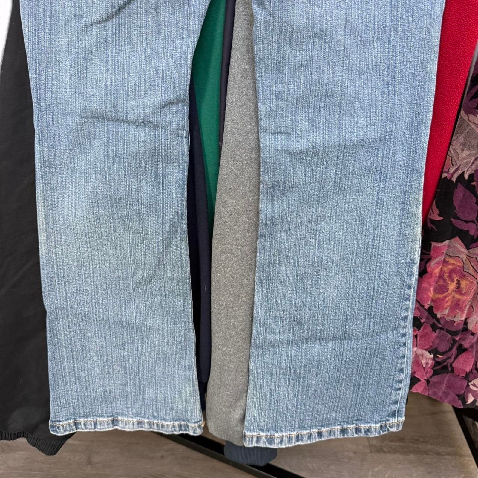 Aeropostale Vintage Y2K Aeropostale Women’s Faded Low Rise Jeans Size 31" - 7 Thumbnail