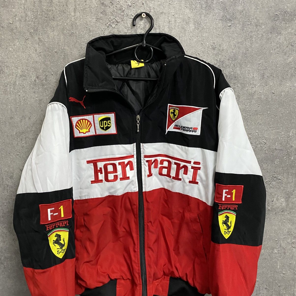Ferrari × Puma Vintage Ferrari Motorcycle Racing Jacket Big Logo F1 Size US L / EU 52-54 / 3 - 5 Thumbnail