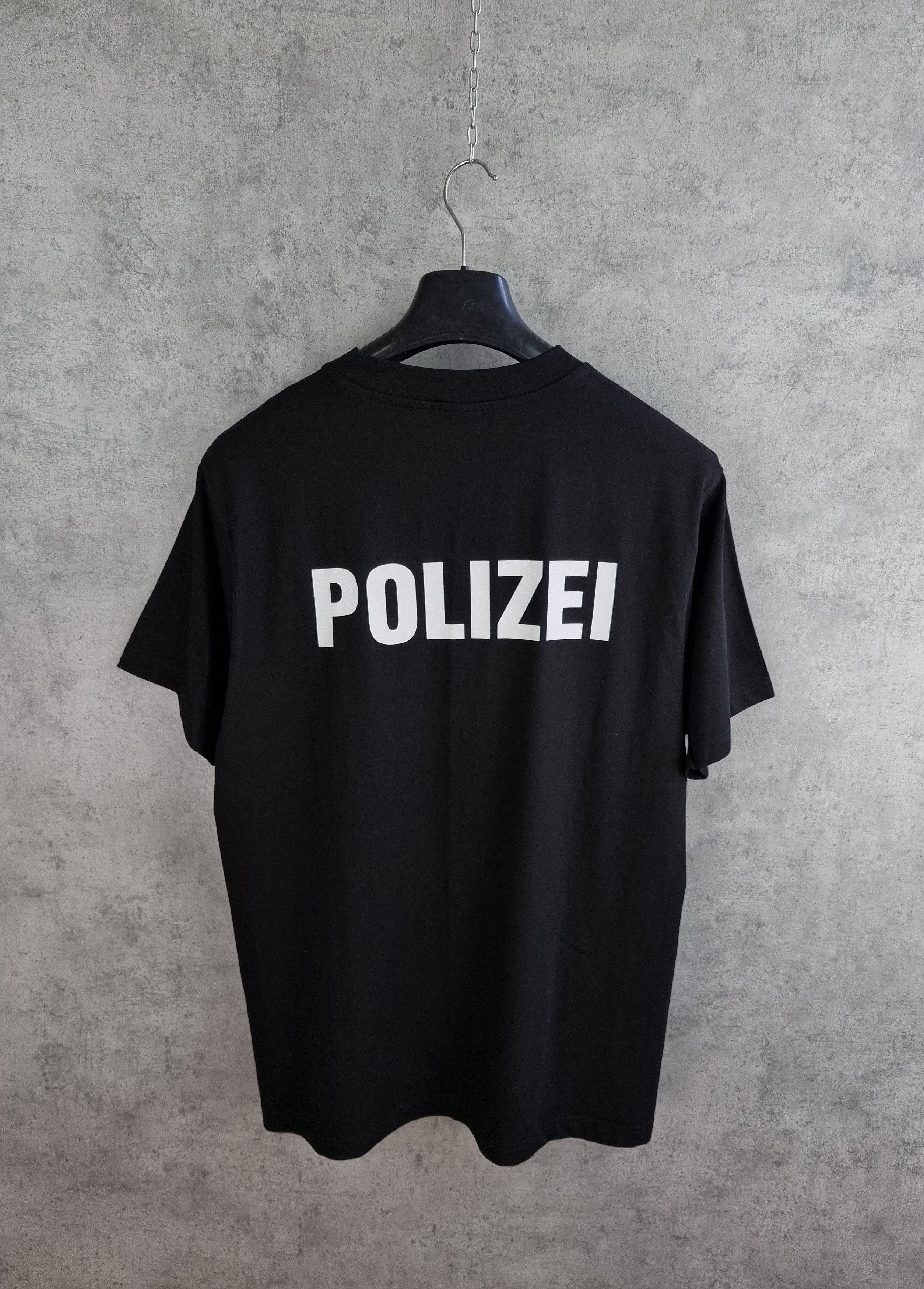 Japanese Brand Polizei Big Logo Tee Shirt Vetements Design Kanye West Size US XL / EU 56 / 4 - 5 Thumbnail
