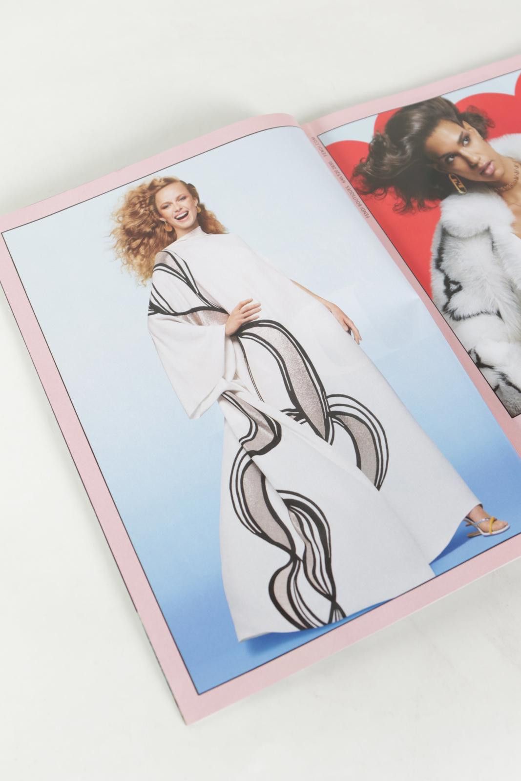 Vogue 2022' Vogue HoYeon Jung Magazine Size ONE SIZE - 6 Thumbnail