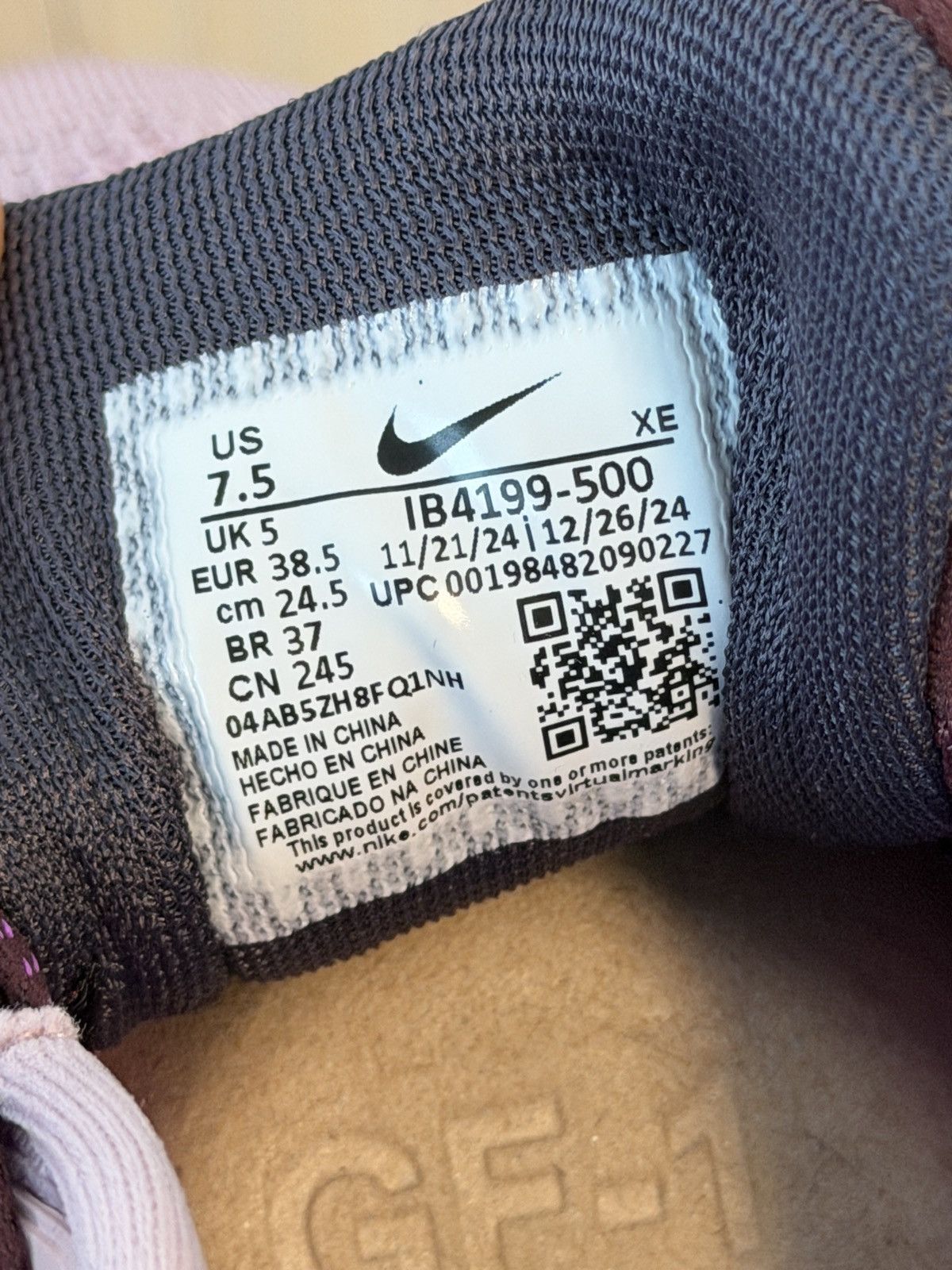 Nike Faith Kipyegon x Nike Pegasus 41 PlumChalk/FuchsiaDream NIB Size US 7.5 / IT 37.5 - 7 Thumbnail