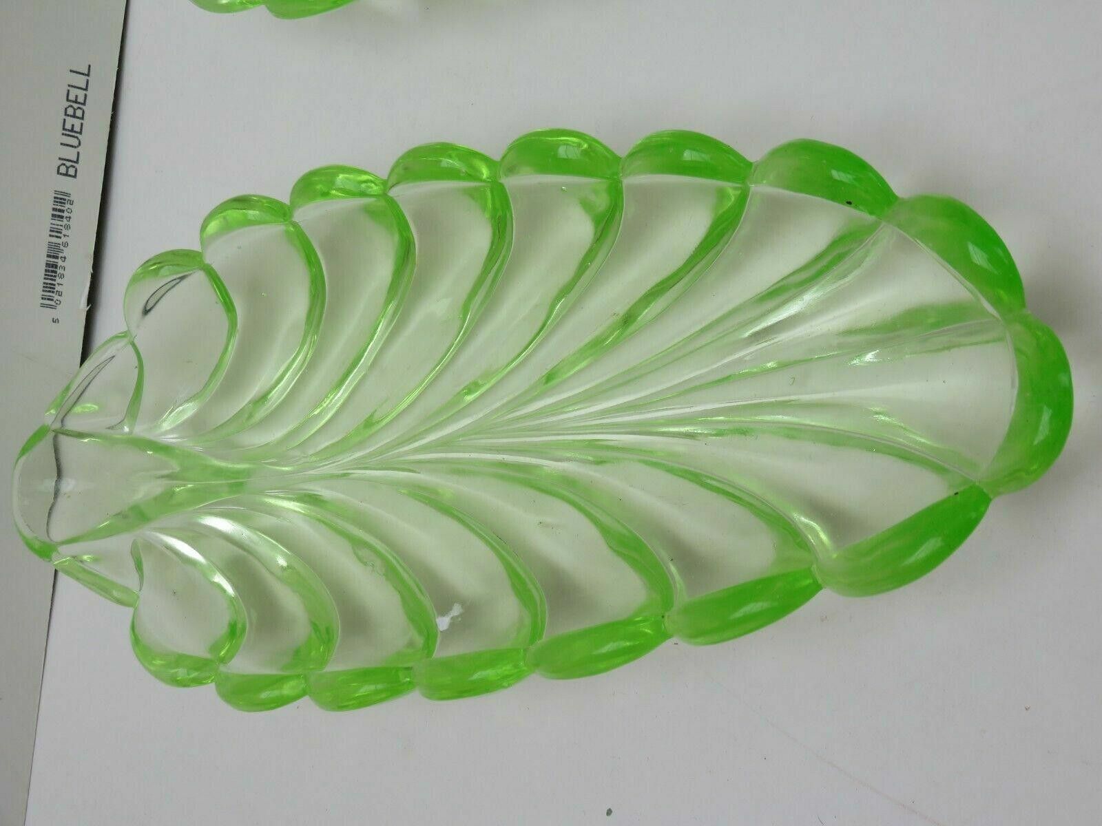The Unbranded Brand Vintage Green Pressed Glass Serving Dishes 1 1/2" Size ONE SIZE - 5 Thumbnail