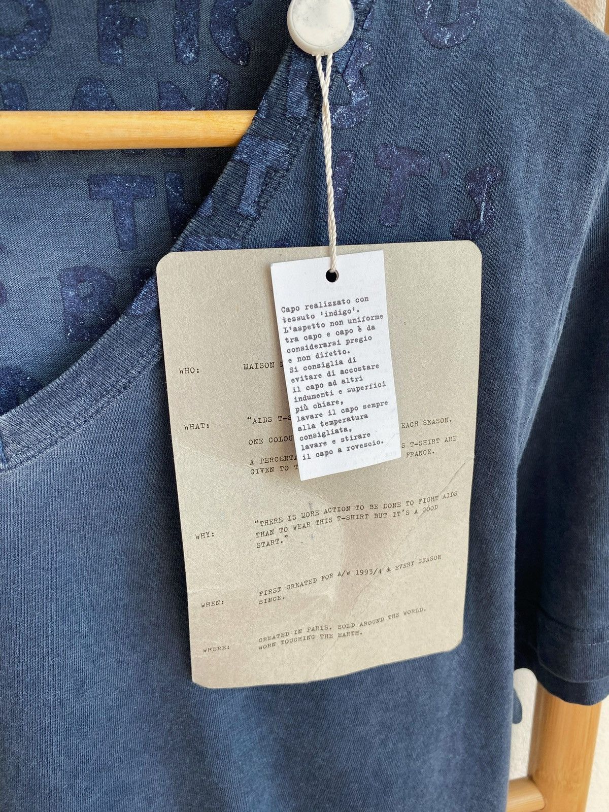 Maison Margiela MAISON MARTIN MARGIELA AIDS garment dyed v- neck t-shirt Size US S / EU 44-46 / 1 - 9 Thumbnail