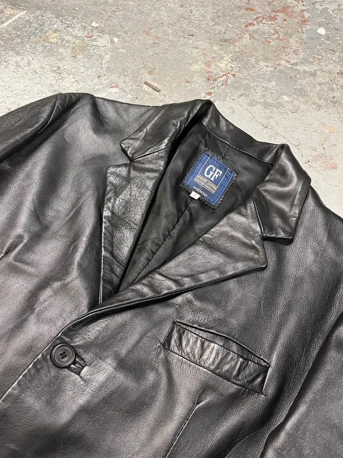 Gianfranco Ferre 2000s Gianfranco Ferré Black Matrix Long Trench Leather Jacket Size US L / EU 52-54 / 3 - 7 Thumbnail