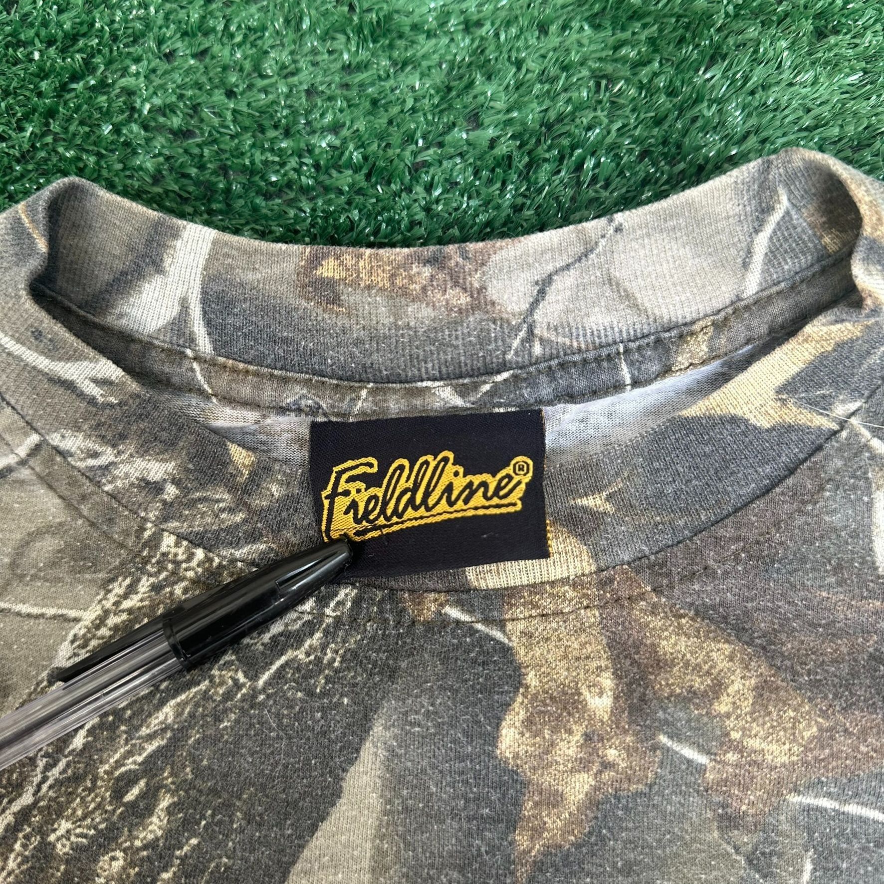 Realtree Vintage 90s Realtree Camo T-Shirt Long Sleeve Grunge Gorpcor Size US M / EU 48-50 / 2 - 3 Thumbnail