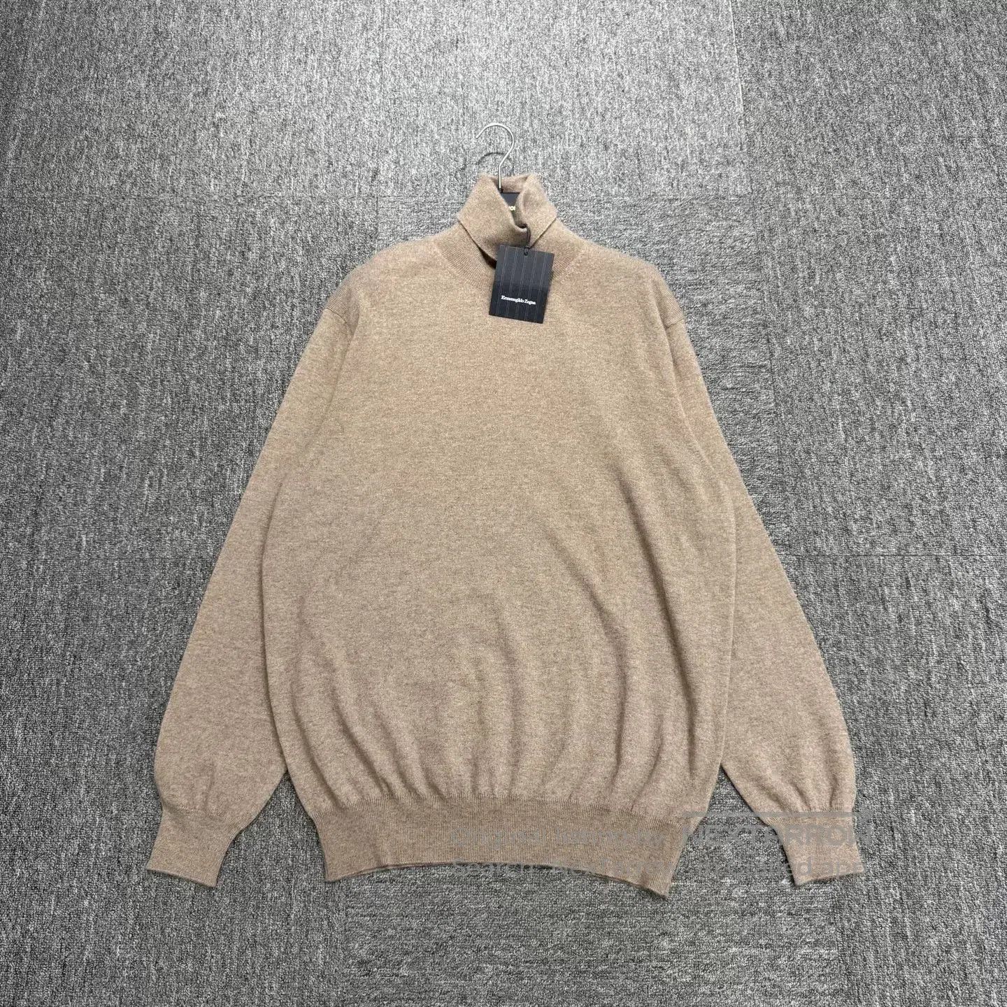 Ermenegildo Zegna Ermenegildo Zegna Lapel Cashmere Sweater. Size US XL / EU 56 / 4 - 1 Thumbnail