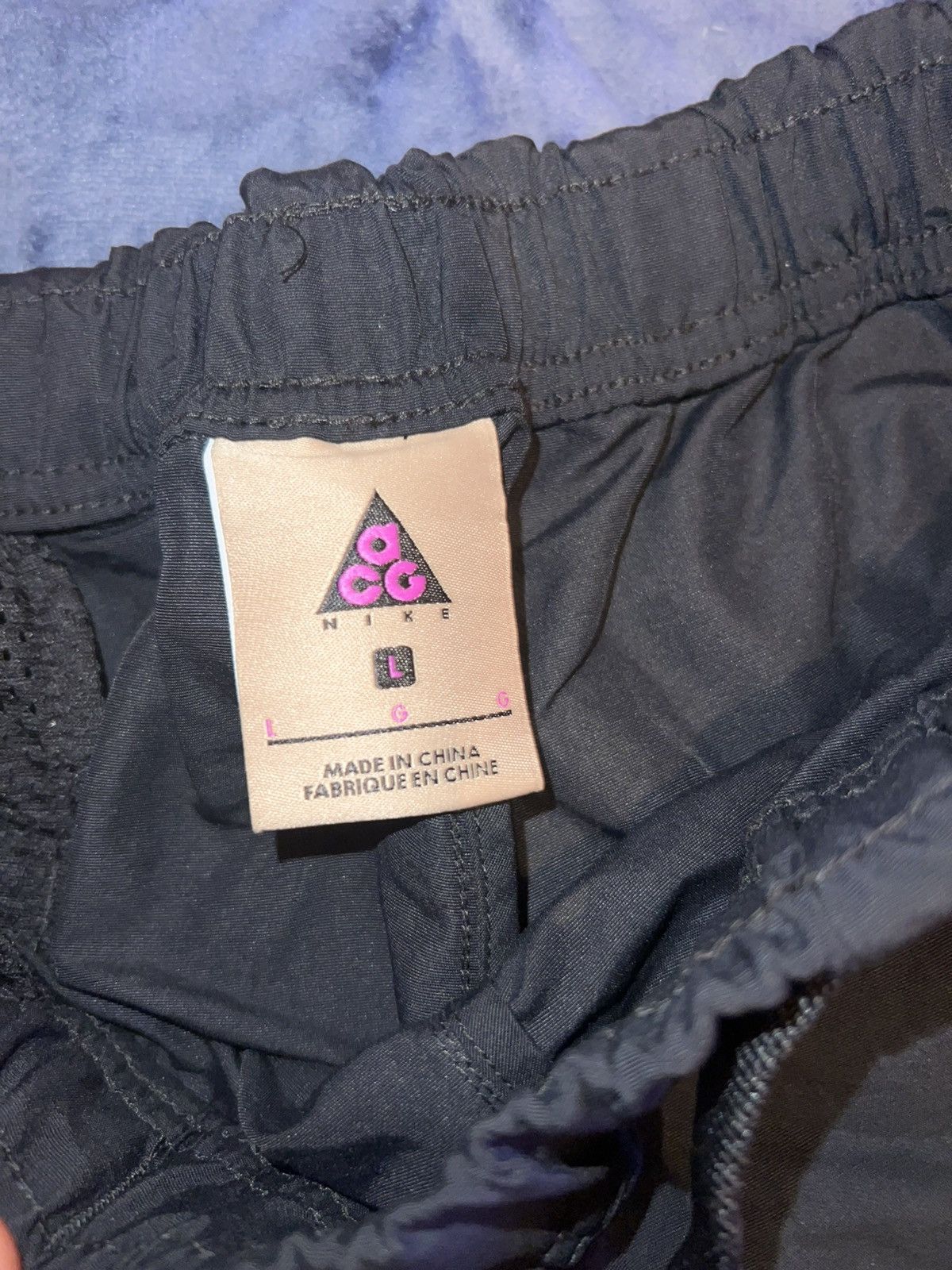 Nike Nike ACG shorts black Size US 35 - 3 Thumbnail