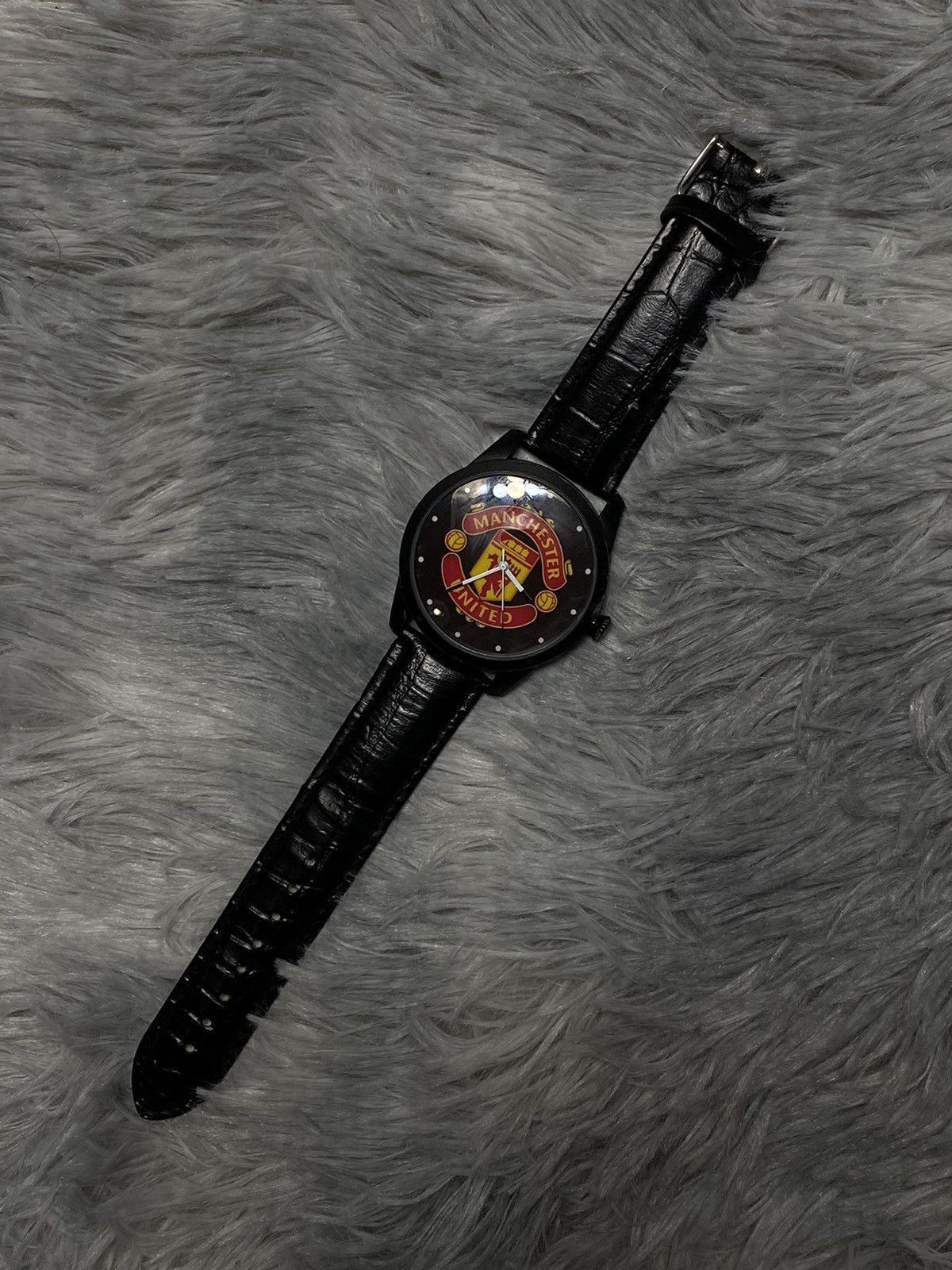 Jewelry × Vintage Manchester United Fan Watch - Must-Have for Supporters Size ONE SIZE - 7 Thumbnail