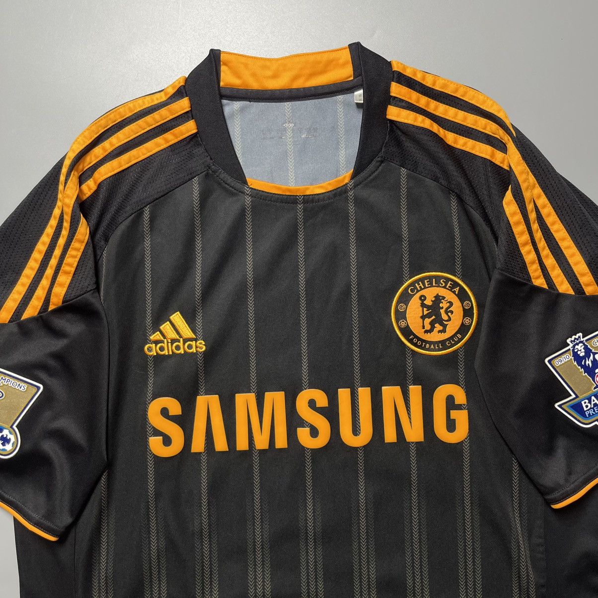 Adidas CHELSEA ADIDAS 2010/2011 FOOTBALL AWAY JERSEY #9 TORRES Size US M / EU 48-50 / 2 - 4 Thumbnail