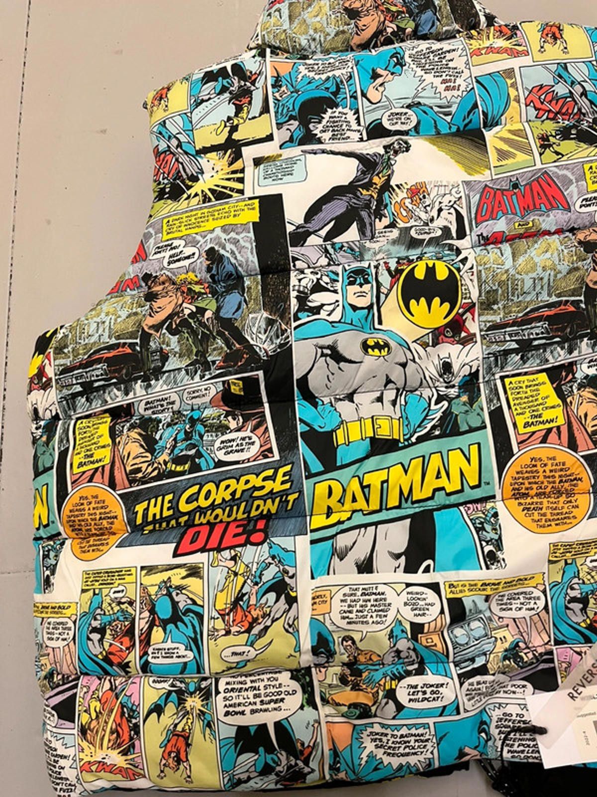 Guess Guess Originals X Batman puffer vest black NEW RPR €260 Size M / US 6-8 / IT 42-44 - 8 Thumbnail