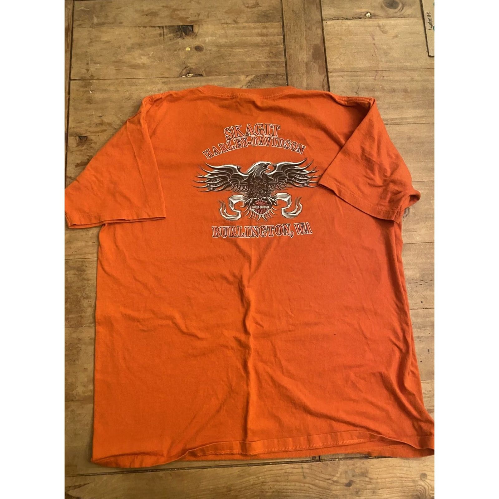 Harley Davidson Harley-Davidson T-Shirt Men's 2XL Orange Big Graphic 2000s Burlington Skagit WA Short Sleeve Crew Neck Shirt Size US XXL / EU 58 / 5 - 5 Thumbnail