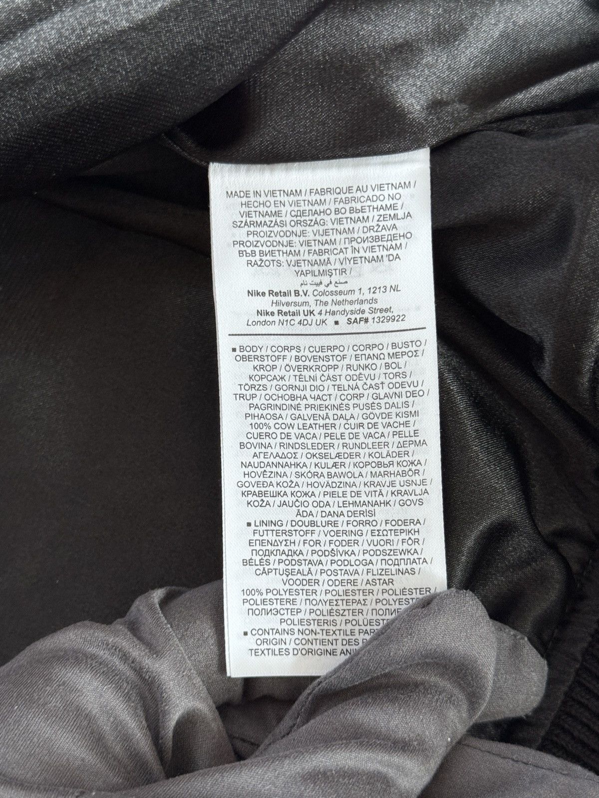 Nike × Supreme LOGO EMBROIDERED BUTTON DOWN JACKET Size US M / EU 48-50 / 2 - 8 Thumbnail
