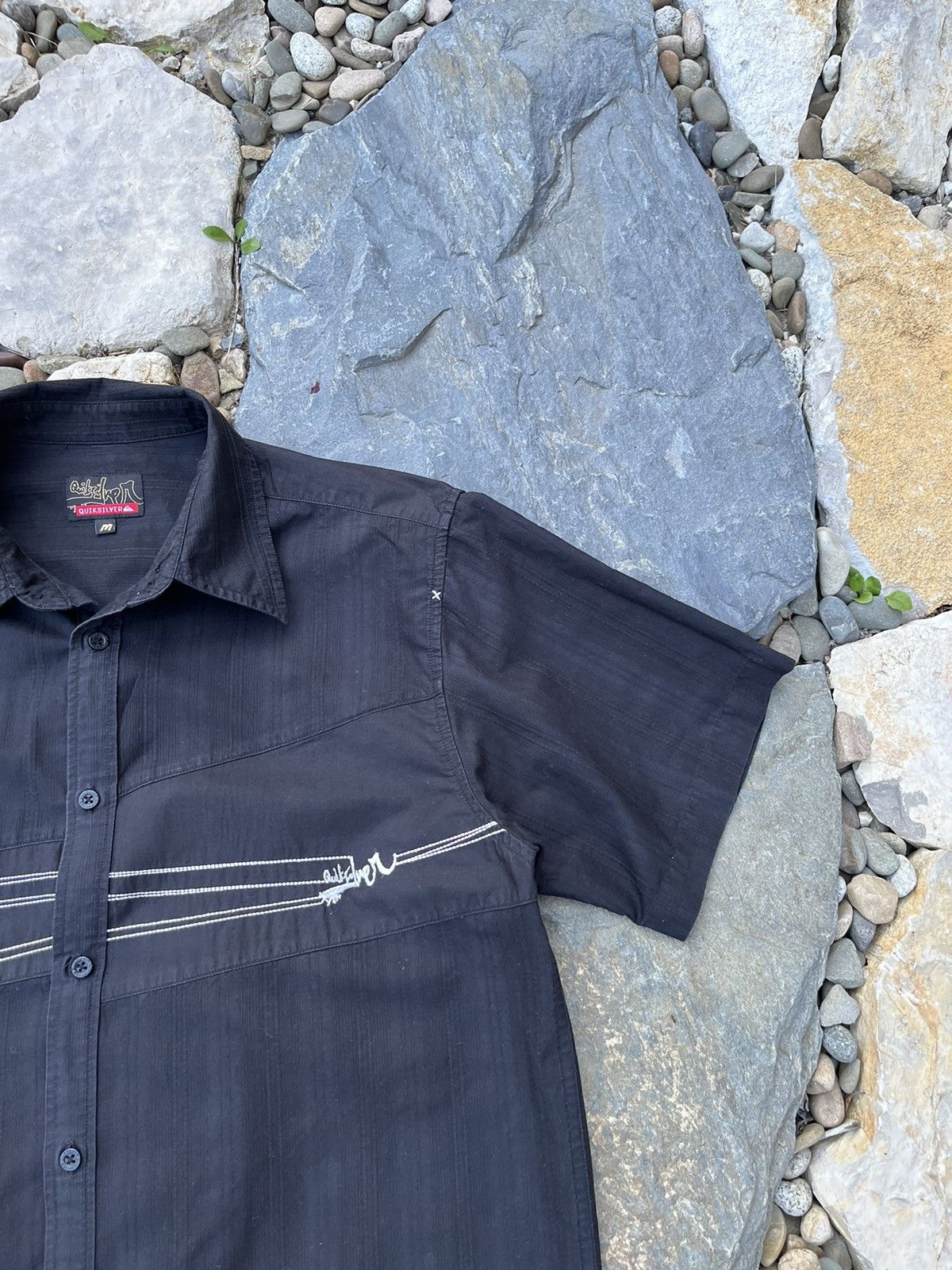 Quiksilver × Vintage Vintage Quiksilver y2k web logo genese shirt gorpcore Size US M / EU 48-50 / 2 - 3 Thumbnail