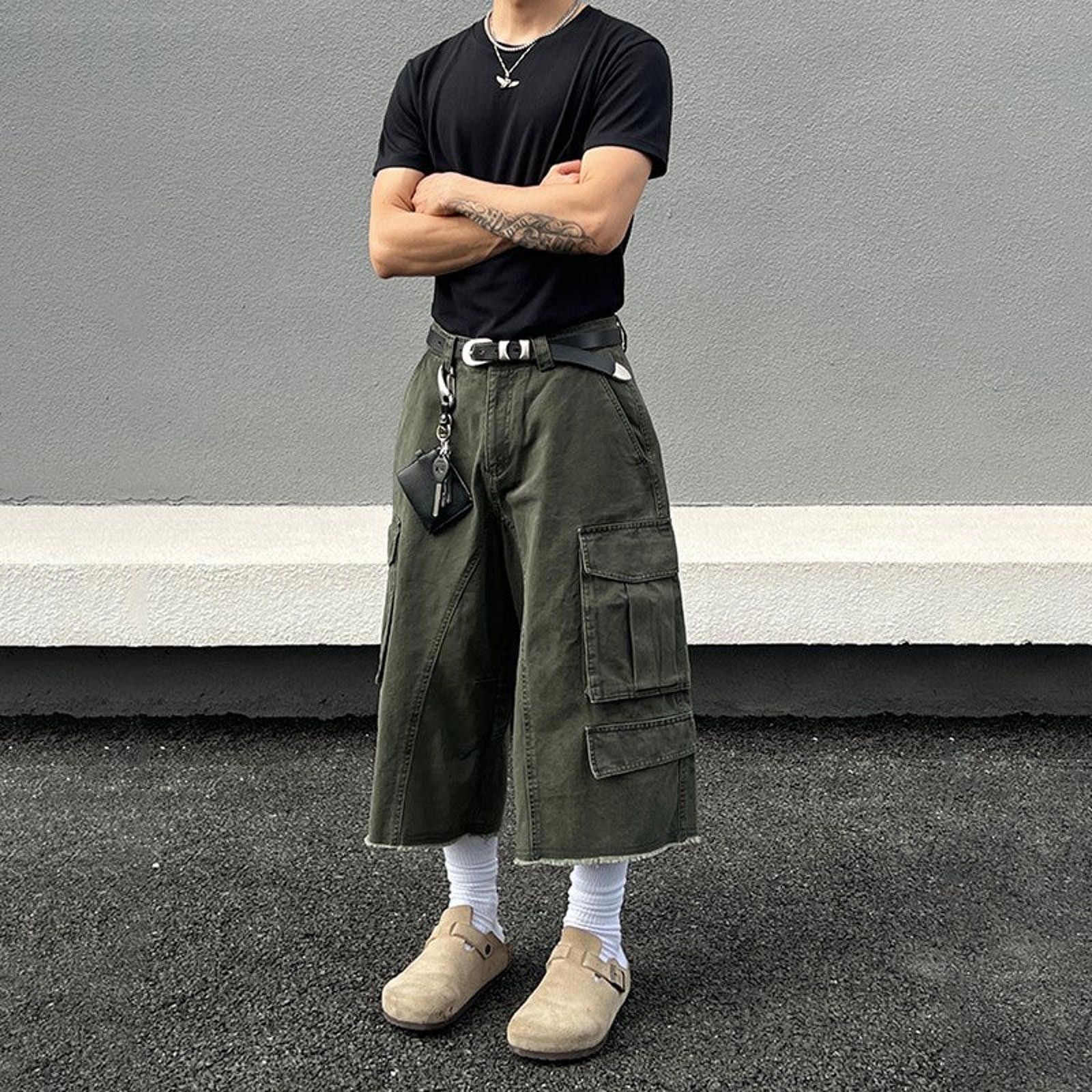 Other Olive Green Multi Pocket Cargo Wide Long Shorts / Jorts Size US 30 / EU 46 - 3 Thumbnail
