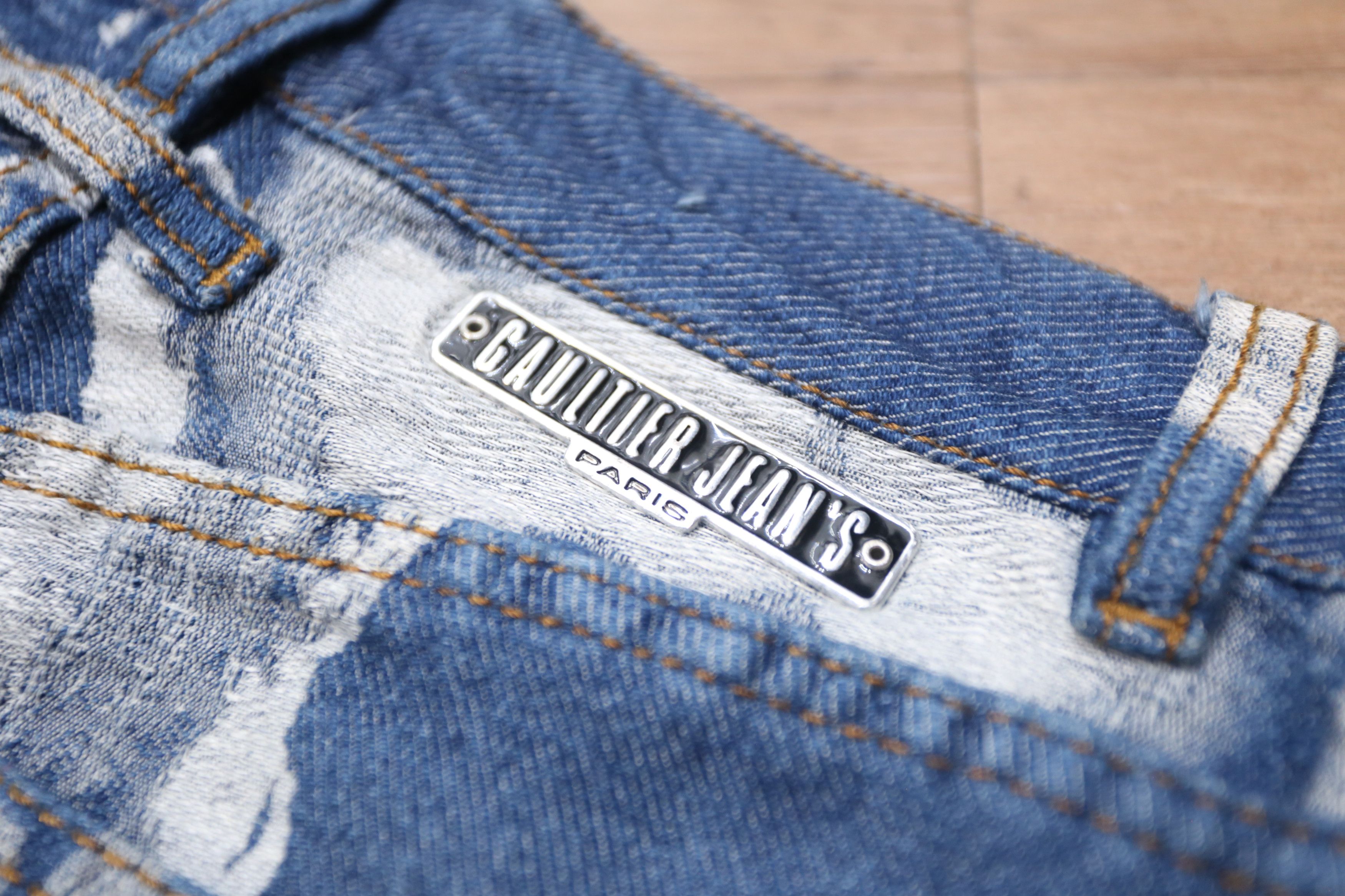 Jean Paul Gaultier Jean Paul Gaultier - F/W 92 - Jacquard Face Denim Jean Size 28" / US 6 / IT 42 - 4 Thumbnail