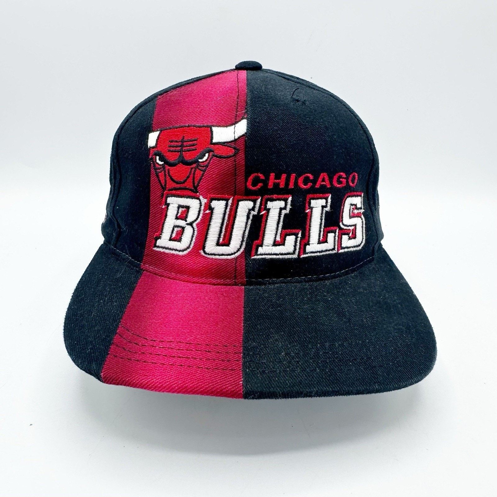 Sports Specialties Vintage 1997 Chicago Bulls Hat Snapback Sports Specialties Size ONE SIZE - 2 Thumbnail