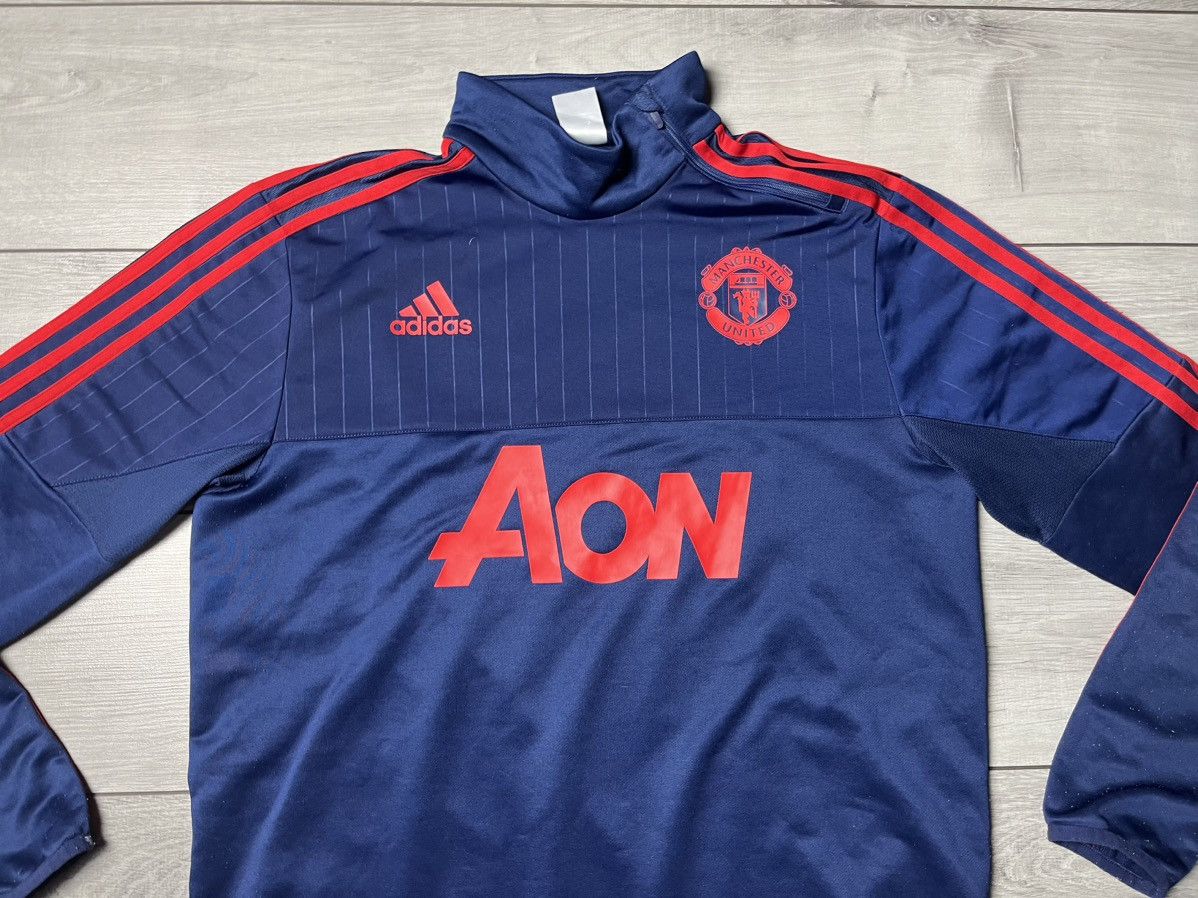 Adidas Adidas goalkeeper jersey Manchester size Large Size US L / EU 52-54 / 3 - 3 Thumbnail
