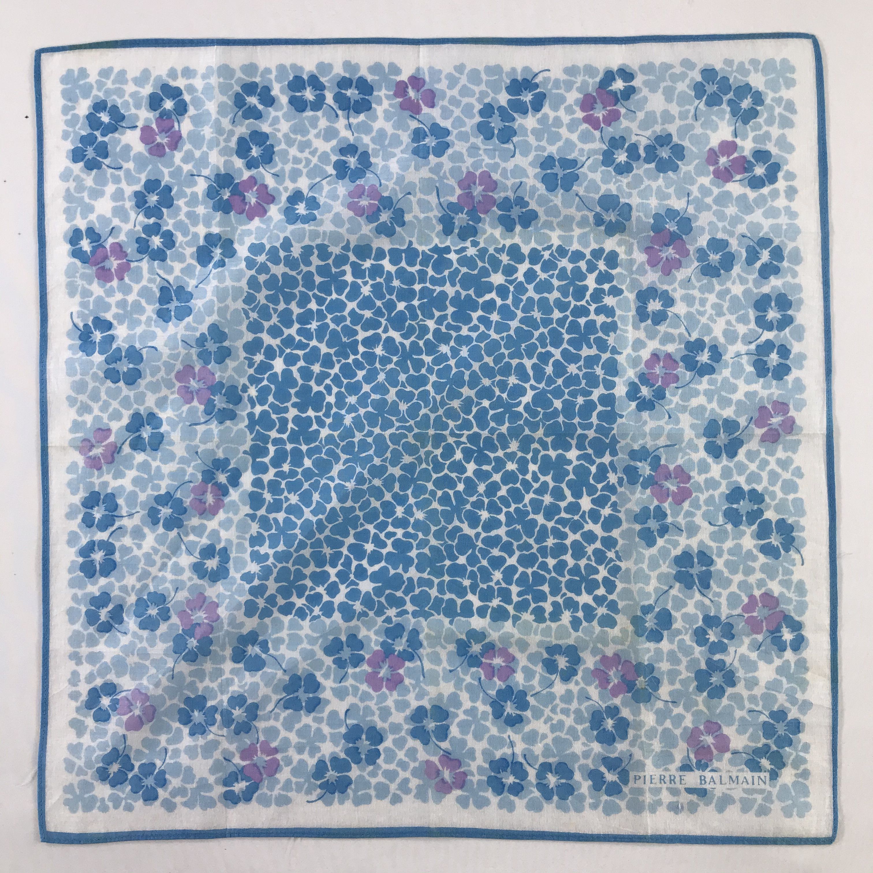 Pierre Balmain Bandana / Handkerchief / Neckerchief - S611
