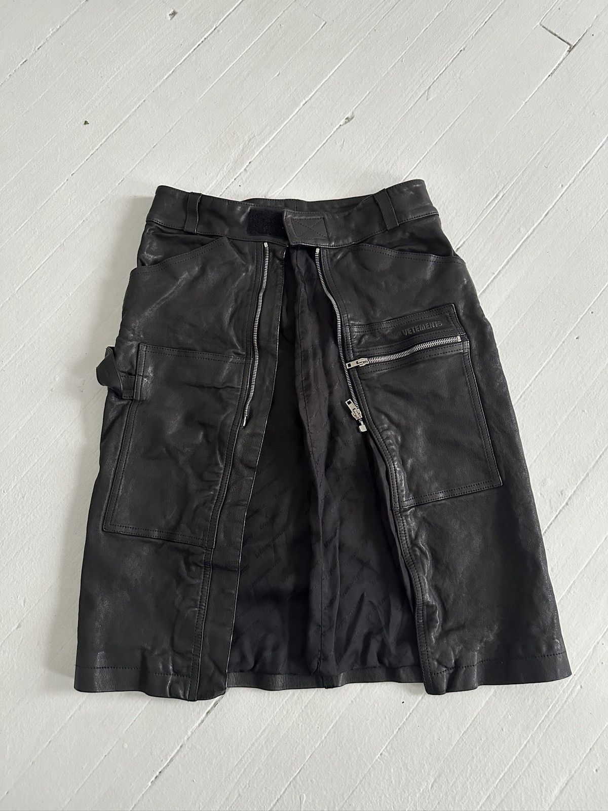 Vetements RARE Vetements 2018 Leather Cargo Skirt/Belt Bag Size 26" / US 2 / IT 38 - 4 Thumbnail