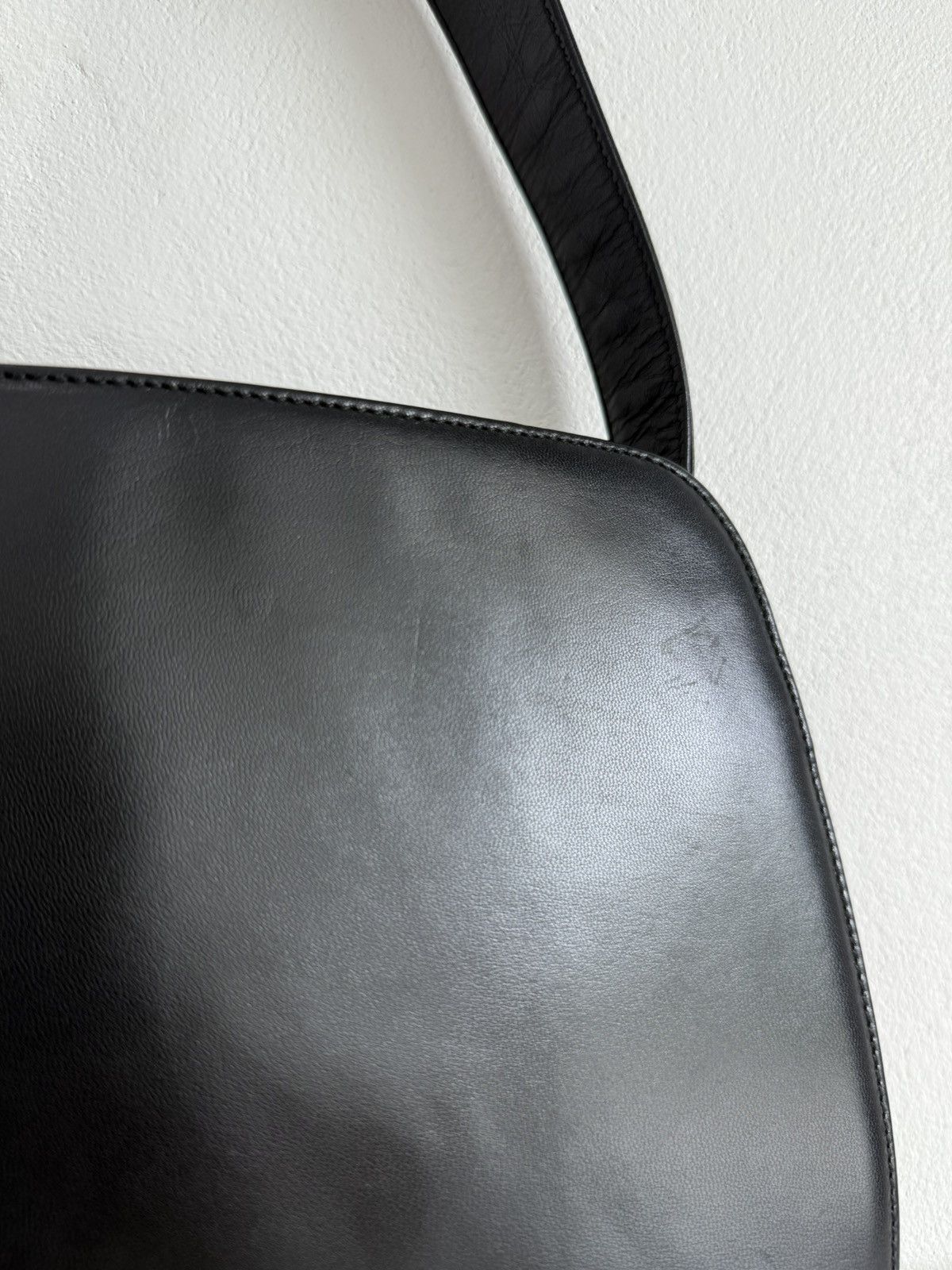 Prada Vintage Prada Logo Leather Box Baguette Bag Size ONE SIZE - 8 Thumbnail