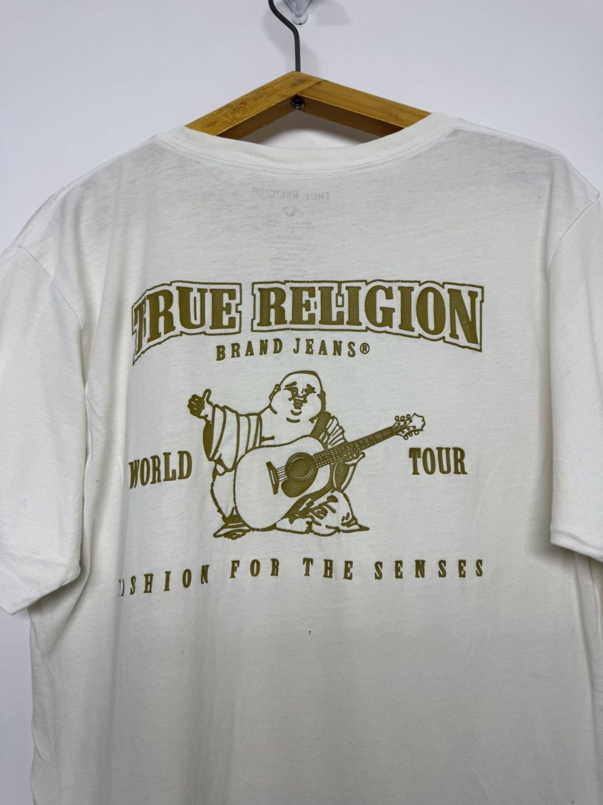 True Religion Vintage True Religion T-Shirt White Gold big logo Size US S / EU 44-46 / 1 - 2 Thumbnail