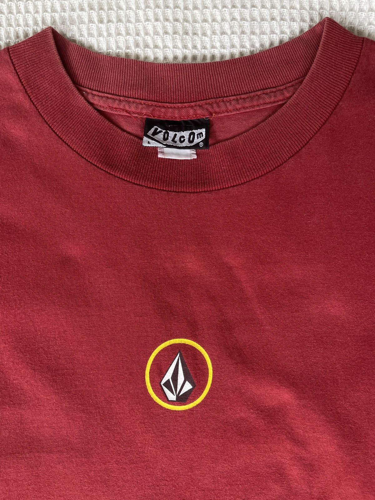Volcom Vintage 90s Sun Faded🔥VOLCOM🔥Center Logo & Back Hit Tee Size US L / EU 52-54 / 3 - 9 Thumbnail