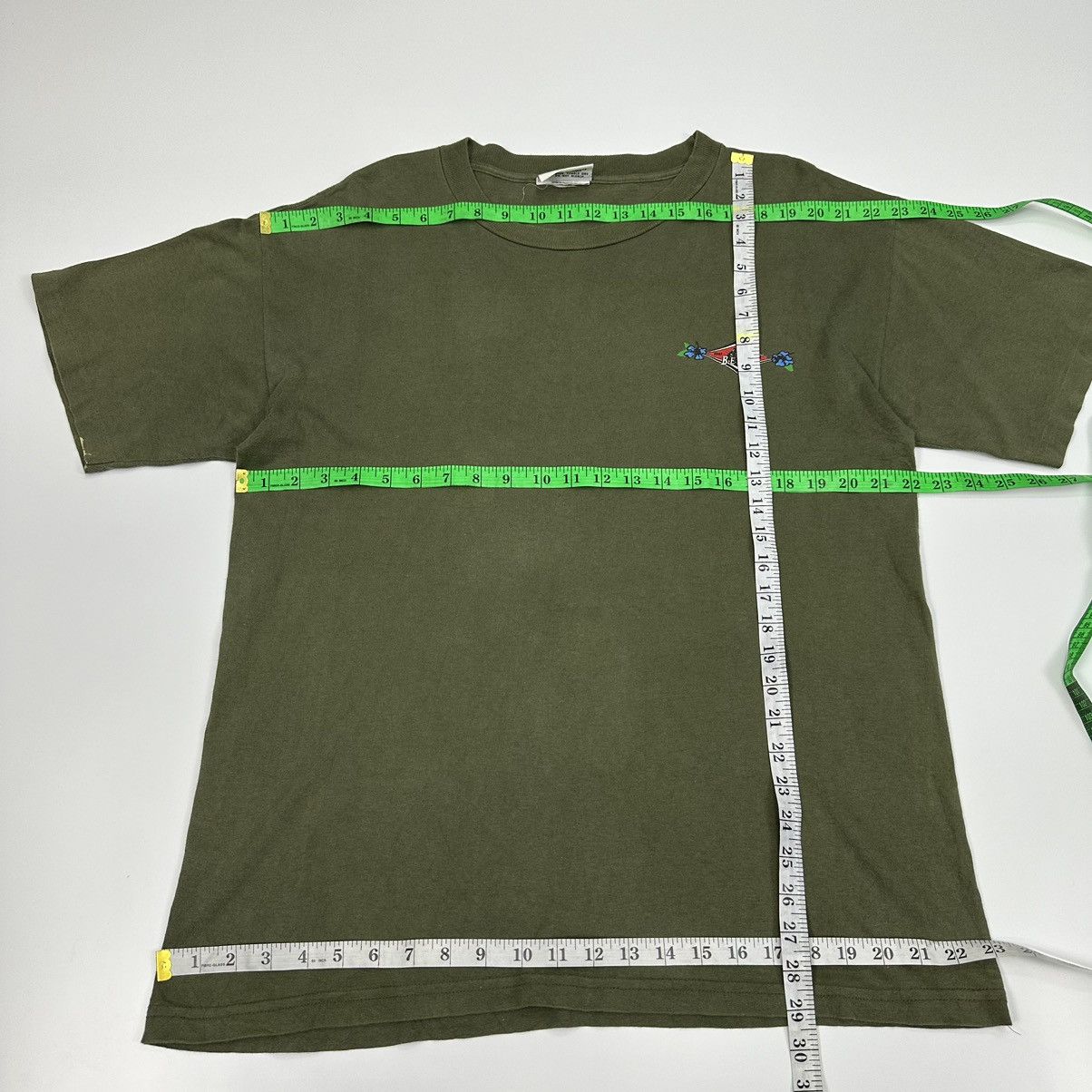 Sun Surf Vintage Surf Board Bear Usa Sunfaded Tshirt A685 Size US L / EU 52-54 / 3 - 7 Thumbnail