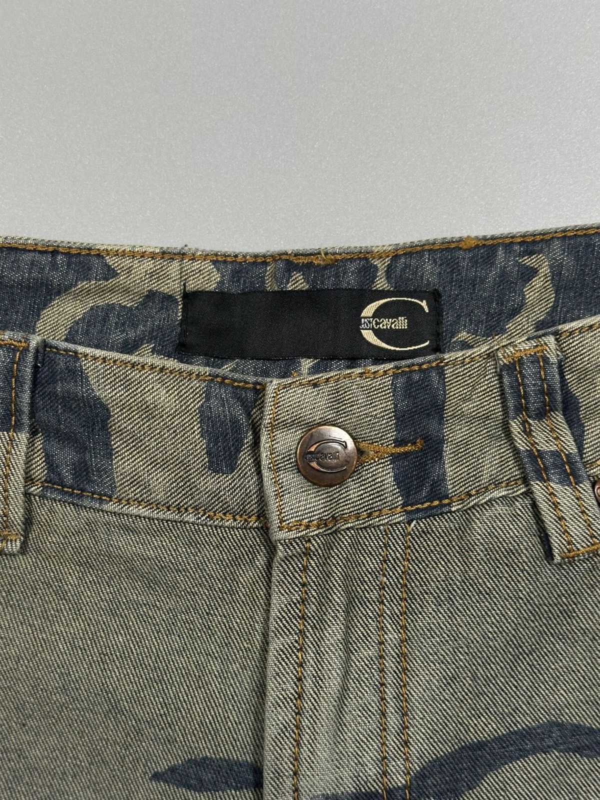 Just Cavalli 00s Just Cavalli Birds Raven Denim Straight Jeans Size US 33 - 10 Thumbnail